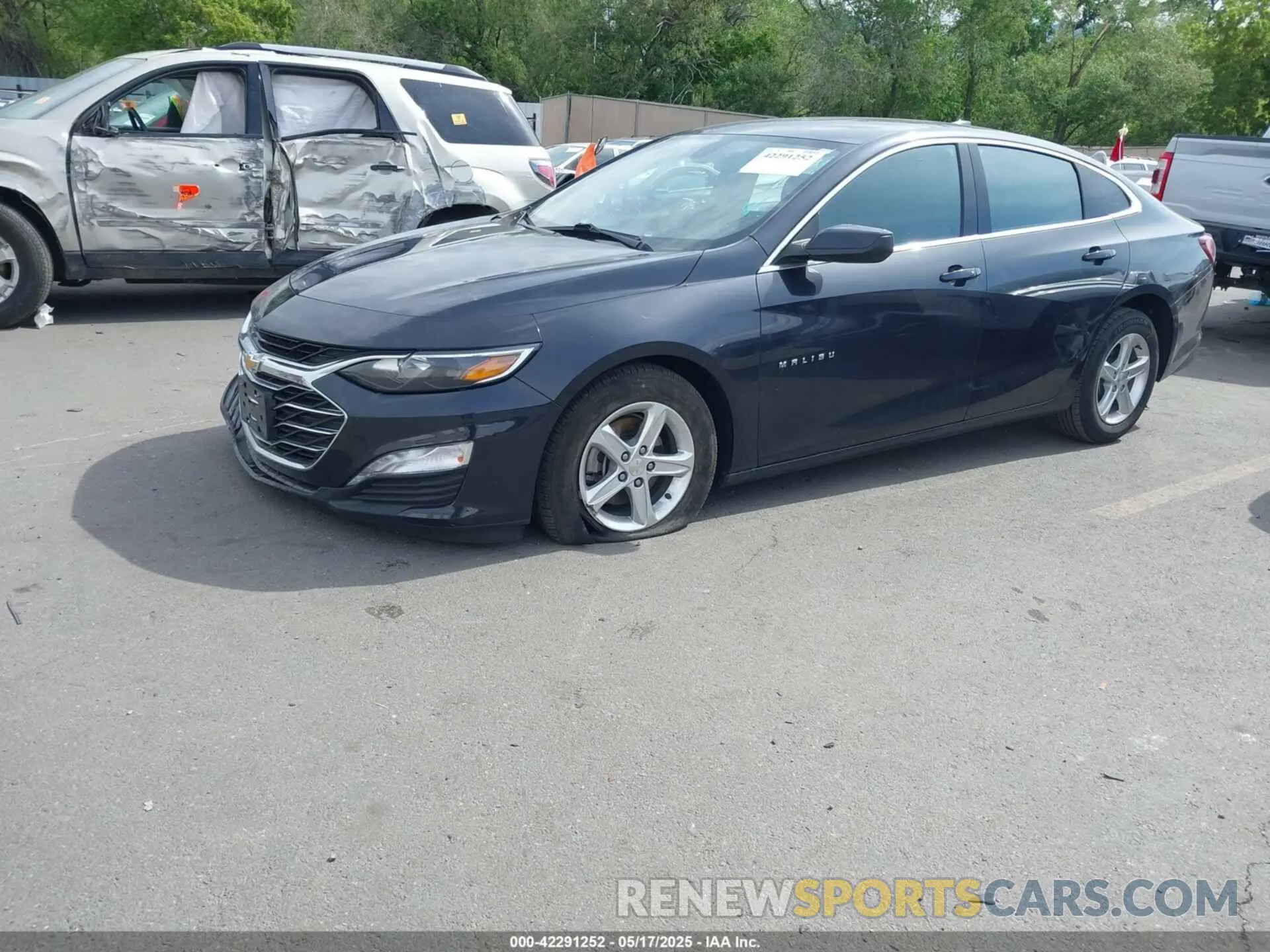 2 Photograph of a damaged car 1G1ZD5ST9NF134311 CHEVROLET MALIBU 2022