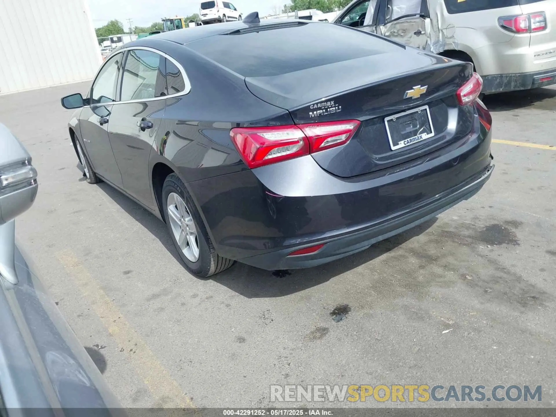 3 Photograph of a damaged car 1G1ZD5ST9NF134311 CHEVROLET MALIBU 2022