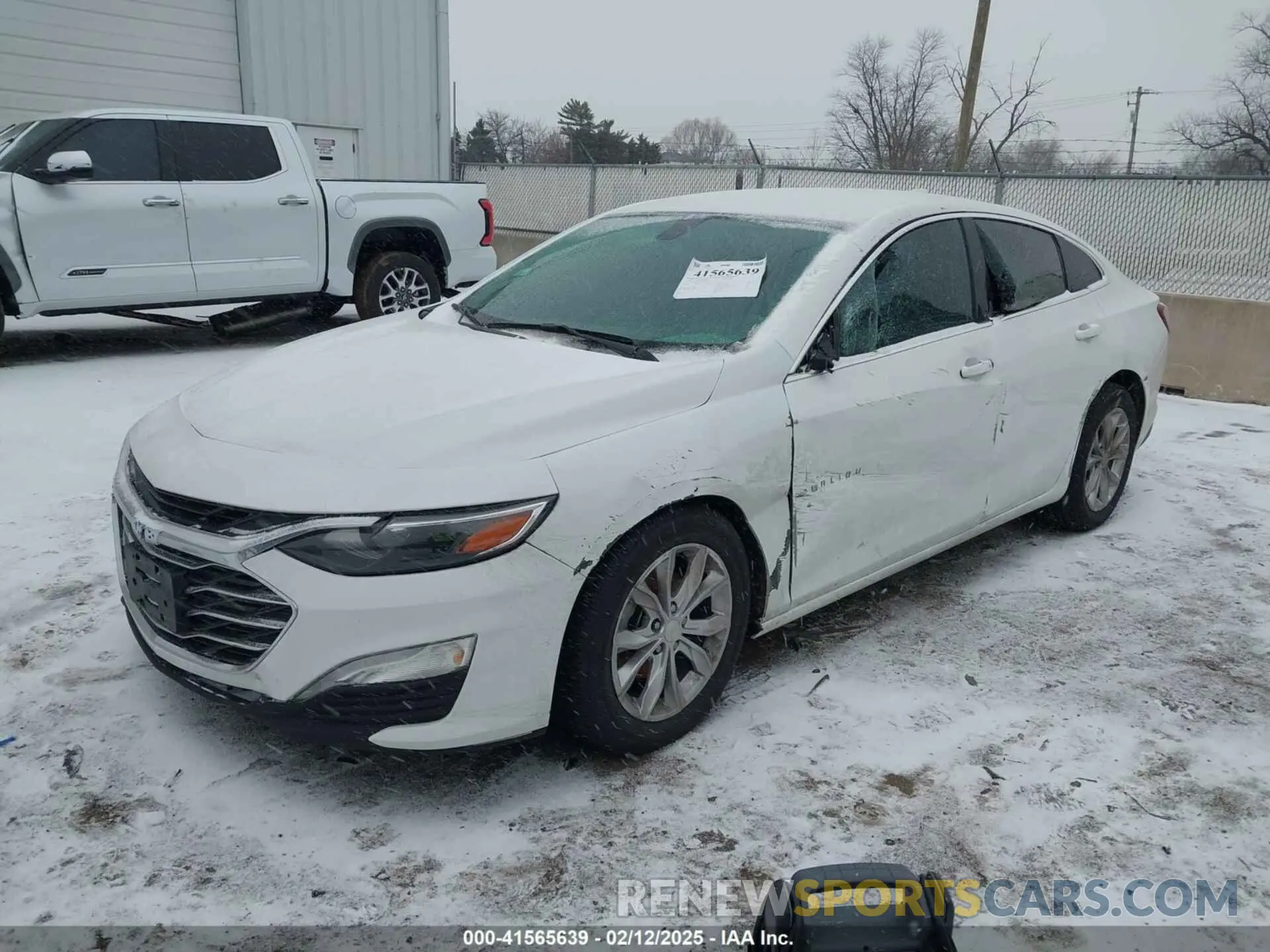2 Photograph of a damaged car 1G1ZD5ST9NF151402 CHEVROLET MALIBU 2022