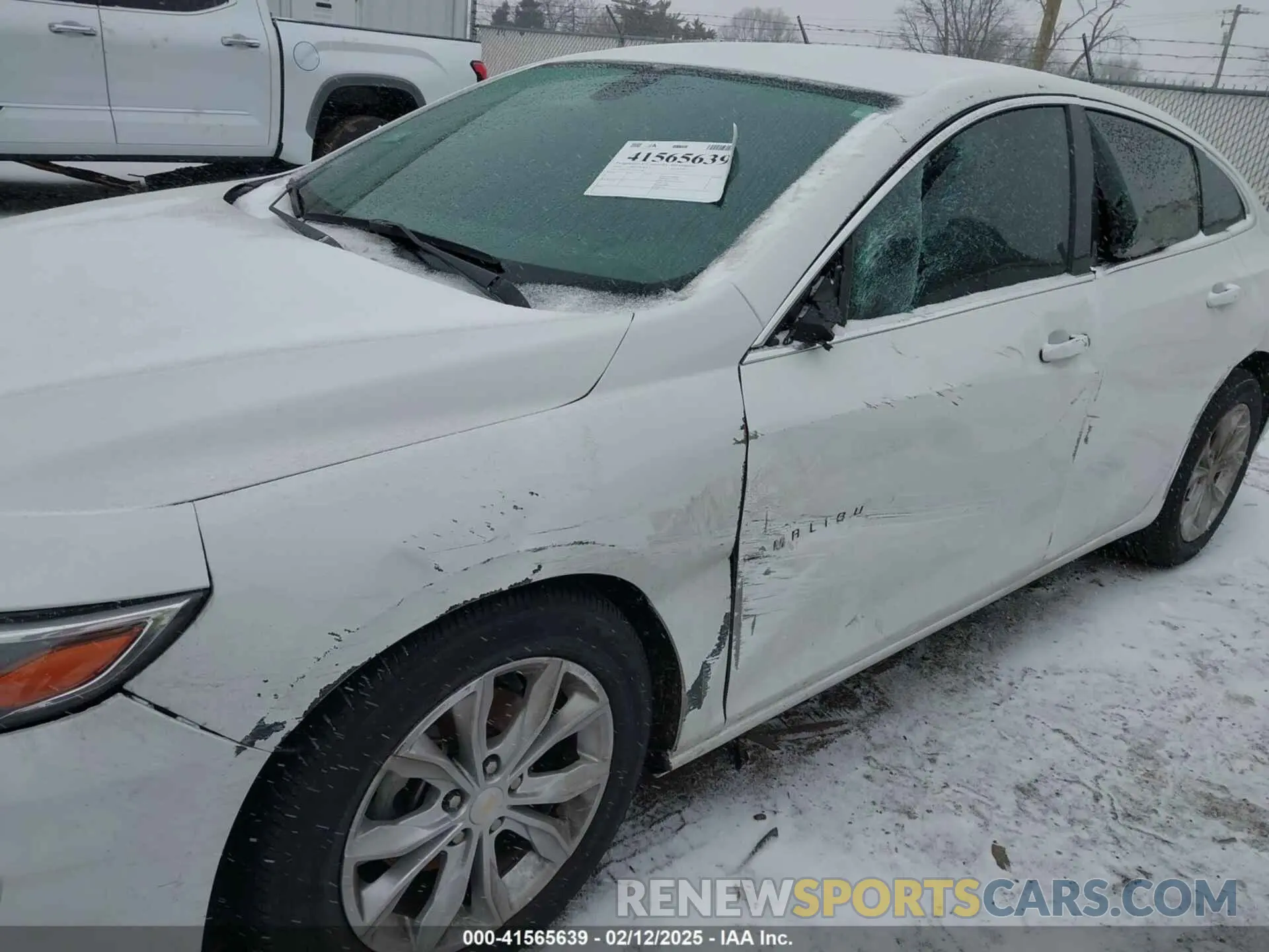 6 Photograph of a damaged car 1G1ZD5ST9NF151402 CHEVROLET MALIBU 2022
