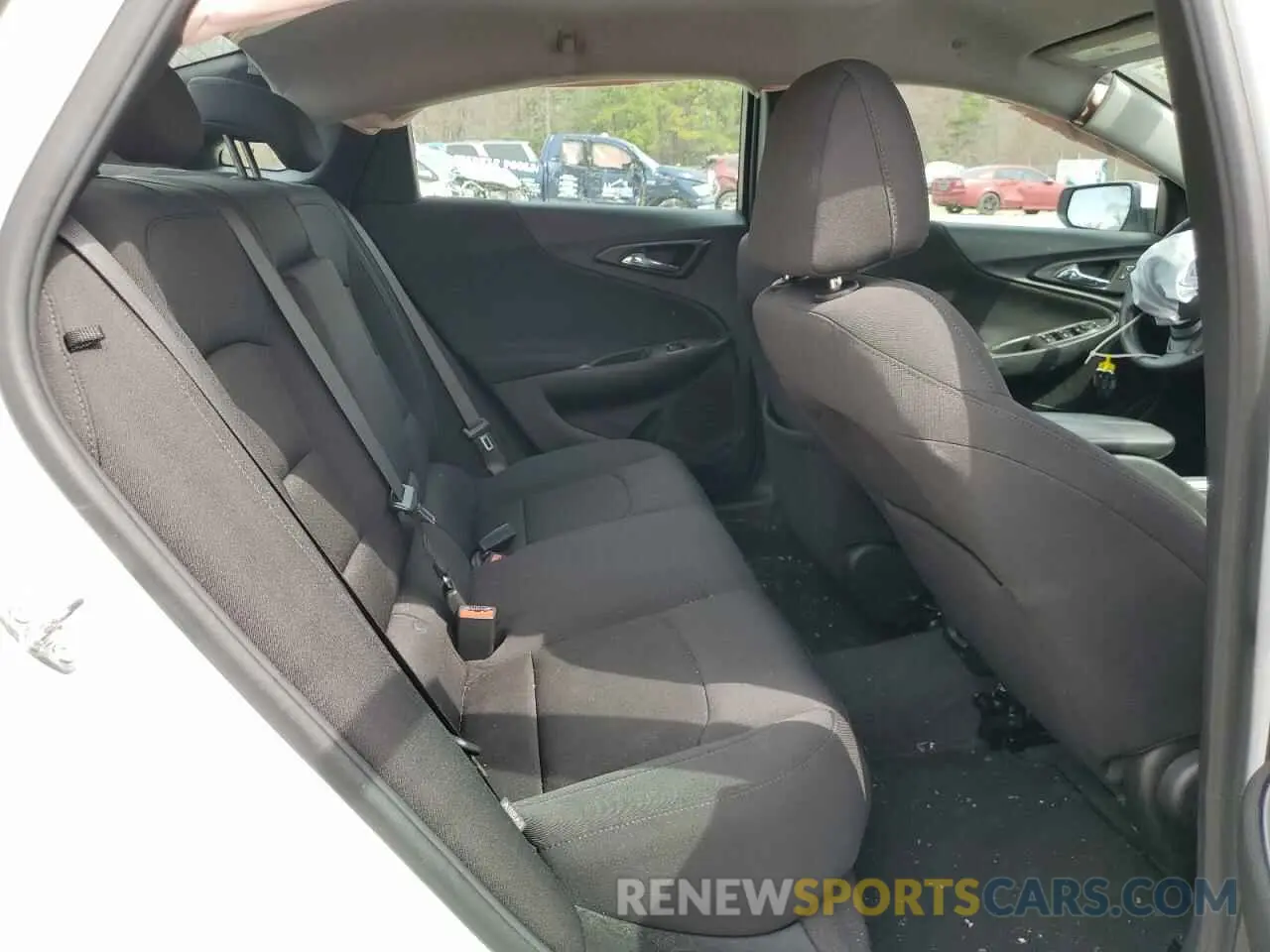 10 Photograph of a damaged car 1G1ZD5ST9NF169043 CHEVROLET MALIBU 2022