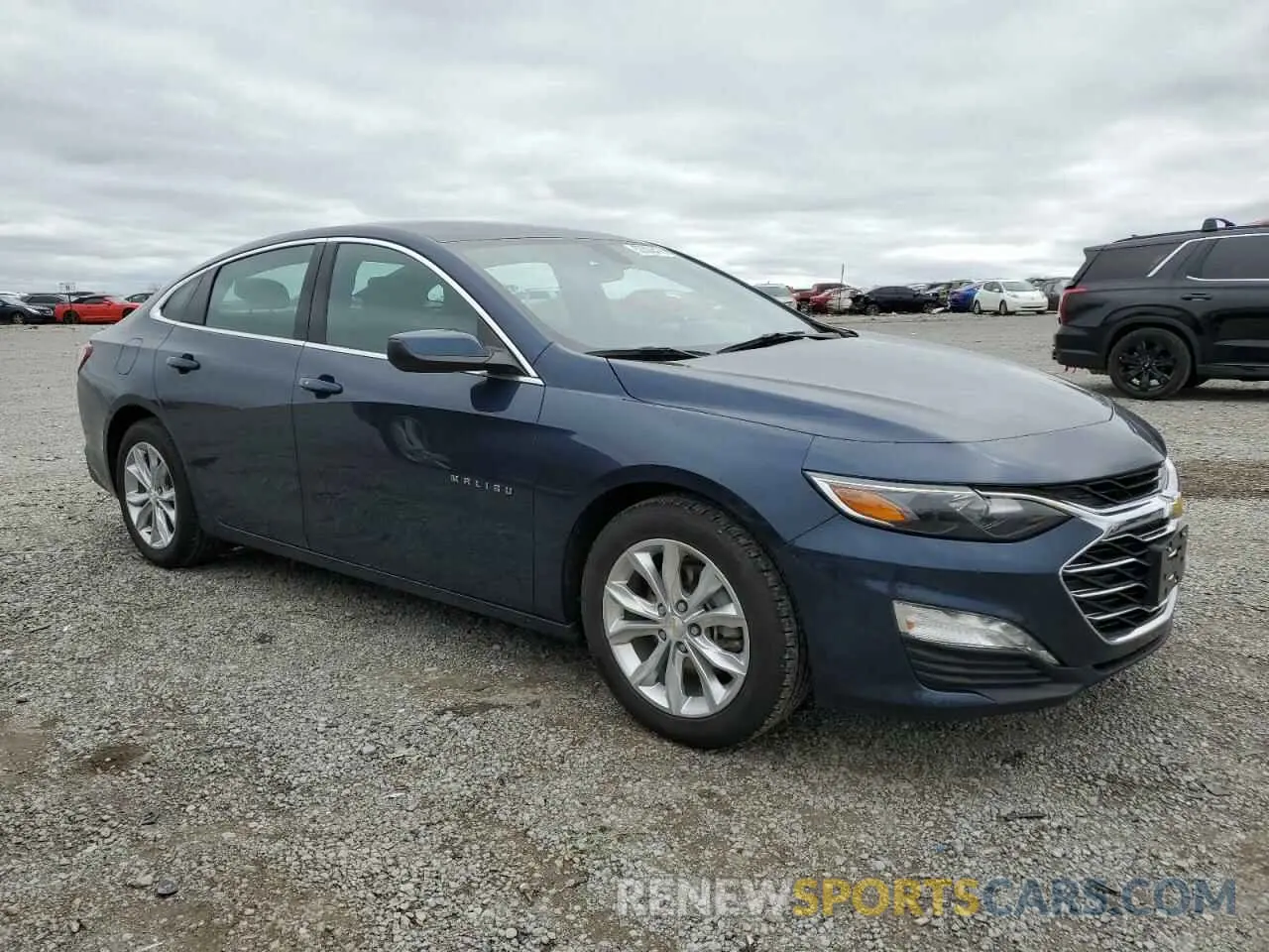 4 Photograph of a damaged car 1G1ZD5ST9NF184948 CHEVROLET MALIBU 2022
