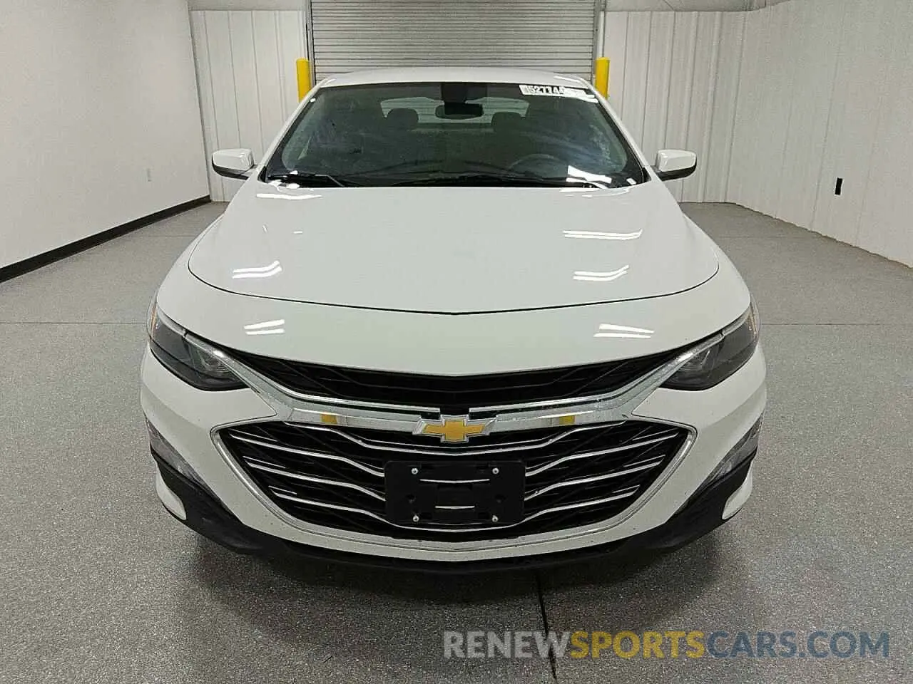 5 Photograph of a damaged car 1G1ZD5STXNF117386 CHEVROLET MALIBU 2022
