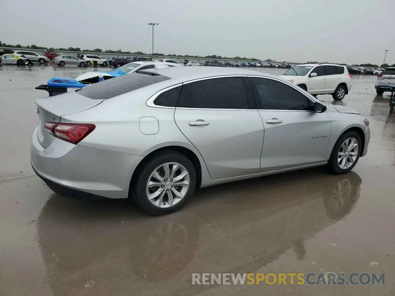 3 Фотография поврежденного автомобиля 1G1ZD5STXNF149383 CHEVROLET MALIBU 2022