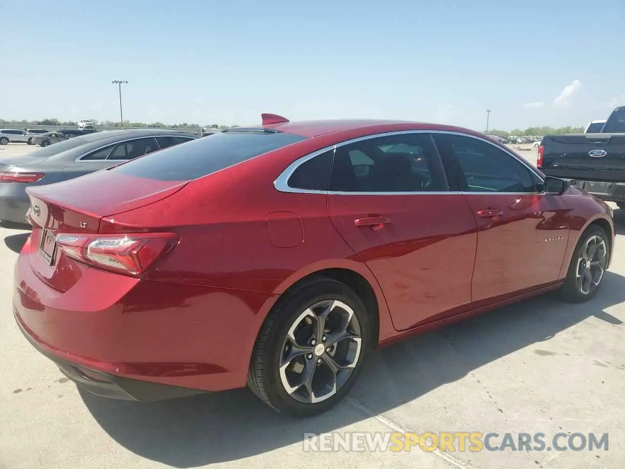 3 Фотография поврежденного автомобиля 1G1ZD5STXNF153885 CHEVROLET MALIBU 2022