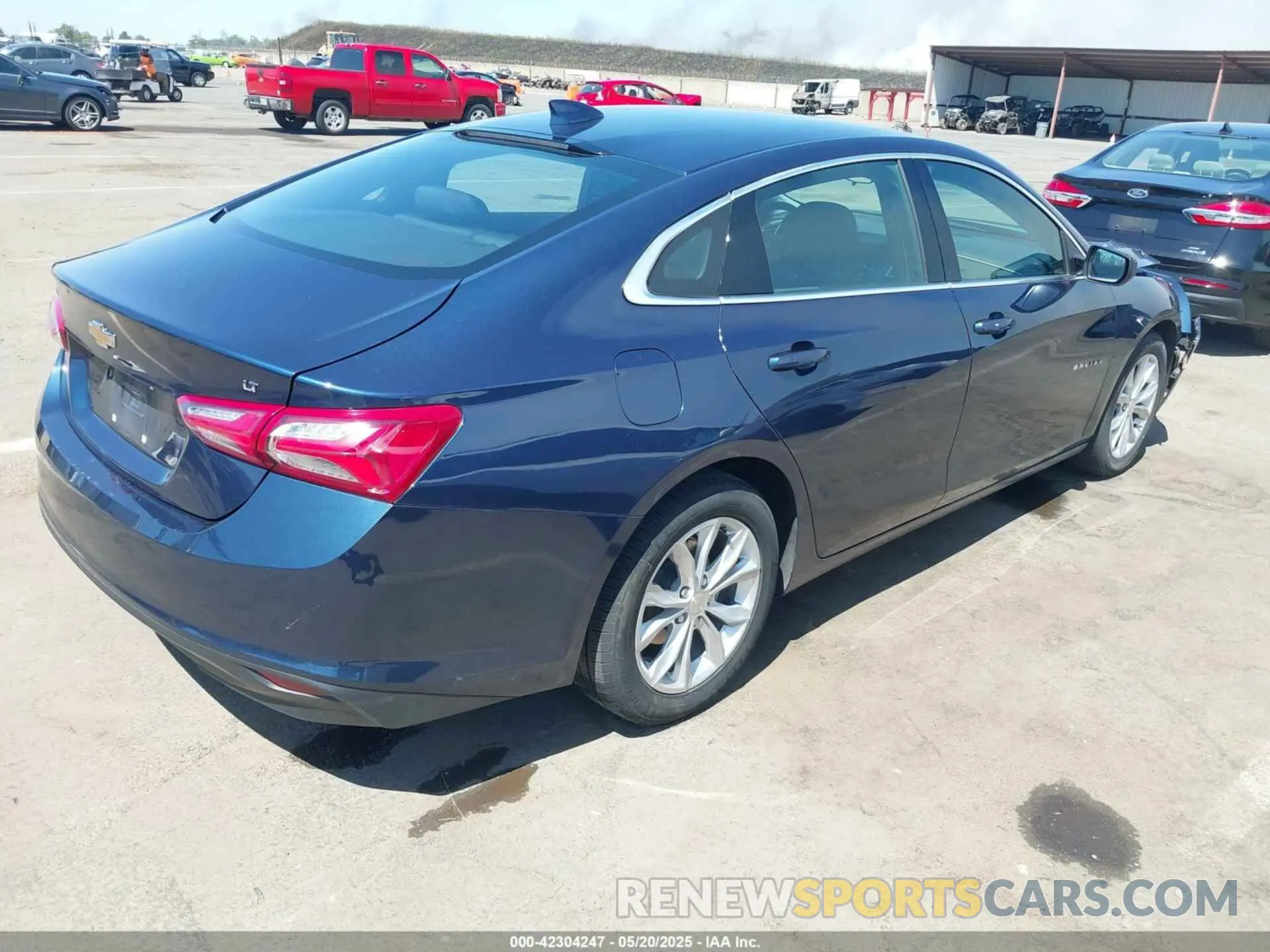 4 Фотография поврежденного автомобиля 1G1ZD5STXNF180178 CHEVROLET MALIBU 2022