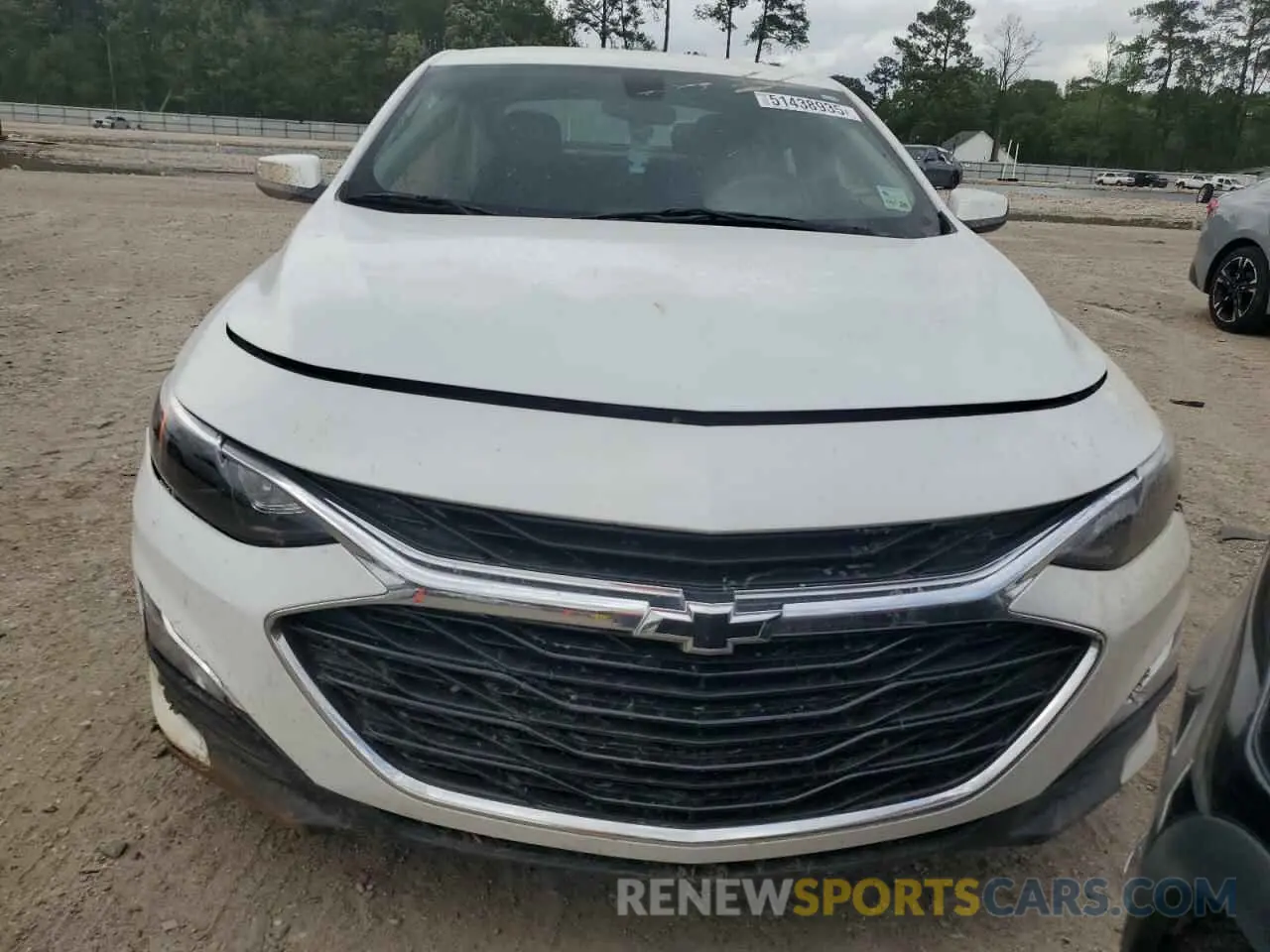 5 Photograph of a damaged car 1G1ZG5ST0NF203121 CHEVROLET MALIBU 2022