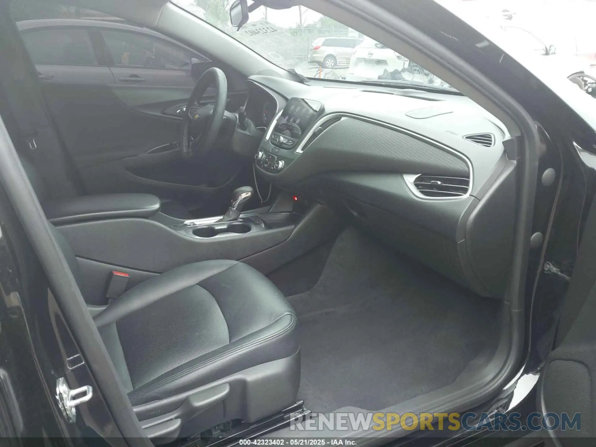 5 Фотография поврежденного автомобиля 1G1ZG5ST2NF214928 CHEVROLET MALIBU 2022