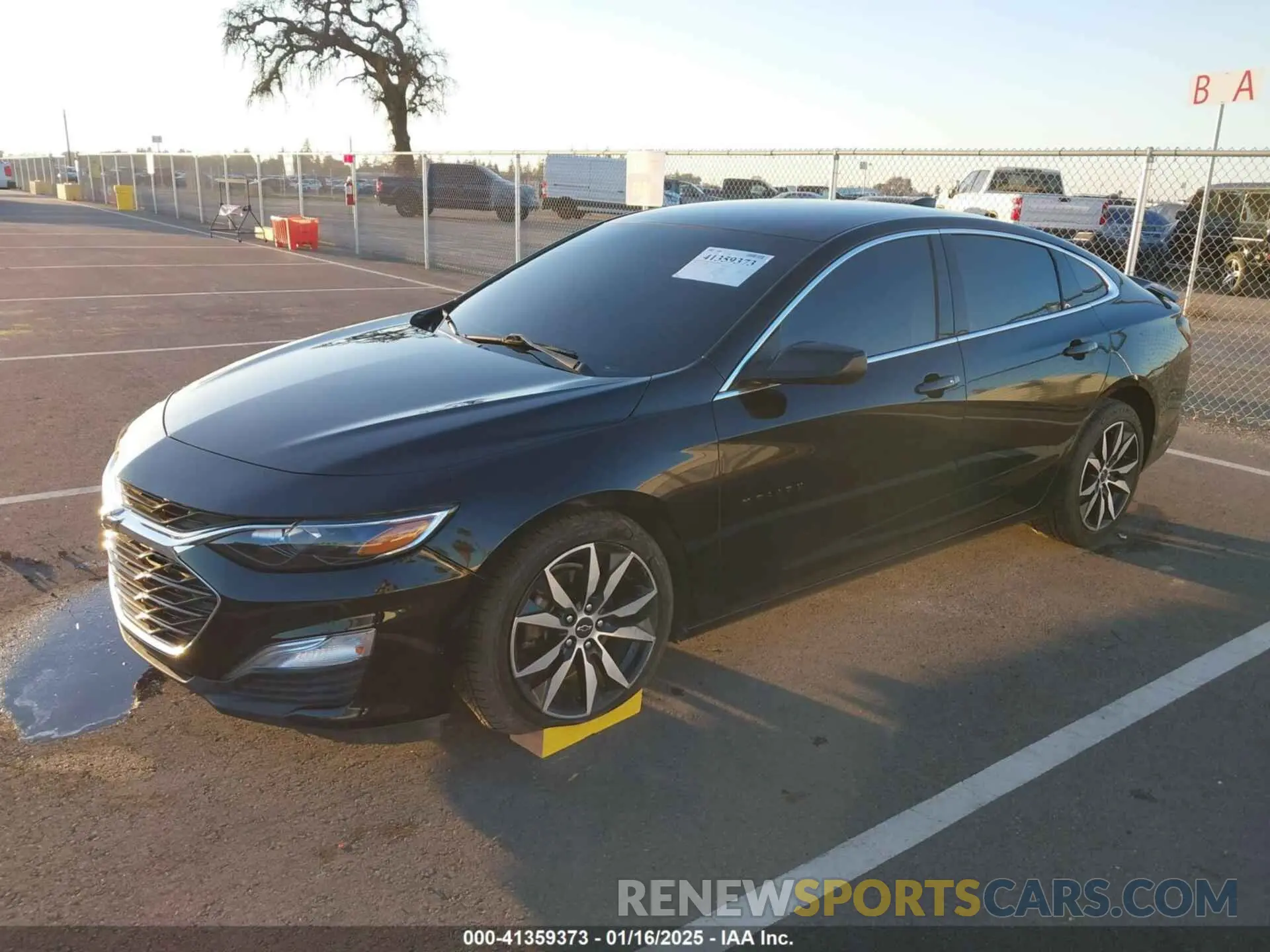 2 Photograph of a damaged car 1G1ZG5ST3NF215313 CHEVROLET MALIBU 2022