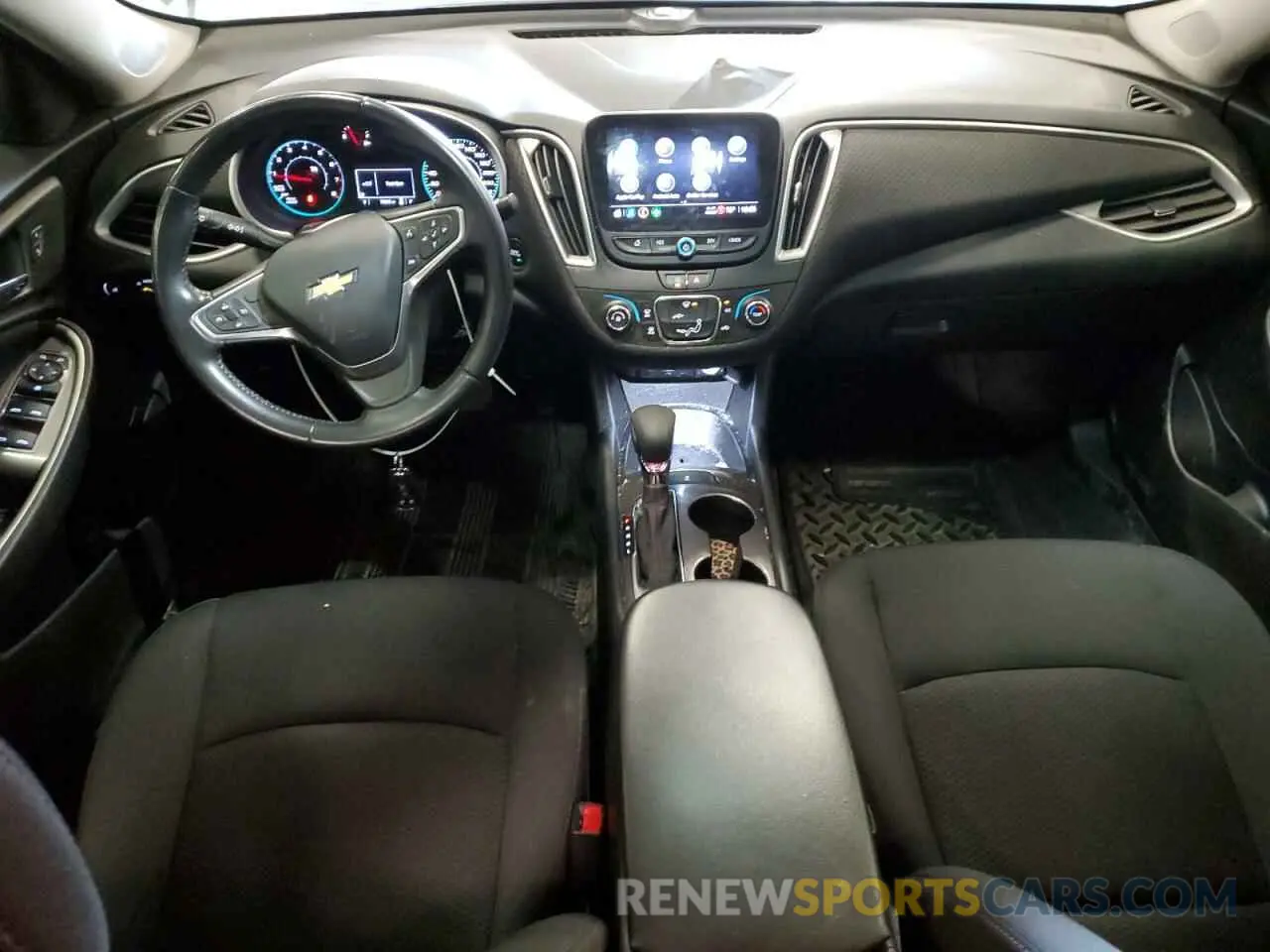 8 Фотография поврежденного автомобиля 1G1ZG5ST6NF207674 CHEVROLET MALIBU 2022