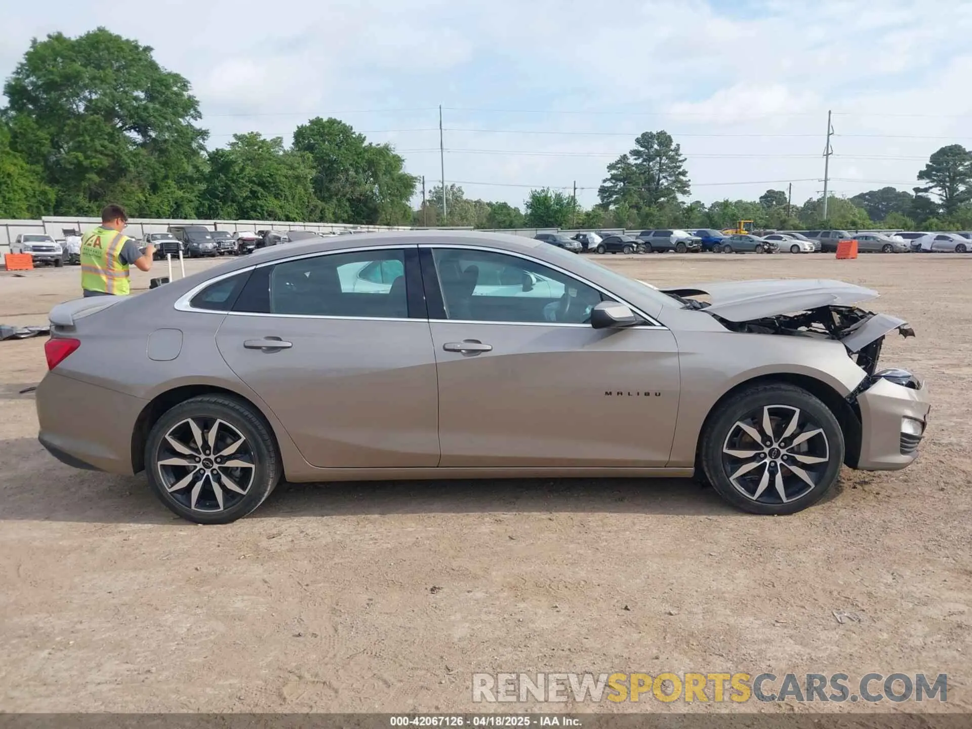 14 Photograph of a damaged car 1G1ZG5ST7NF197186 CHEVROLET MALIBU 2022