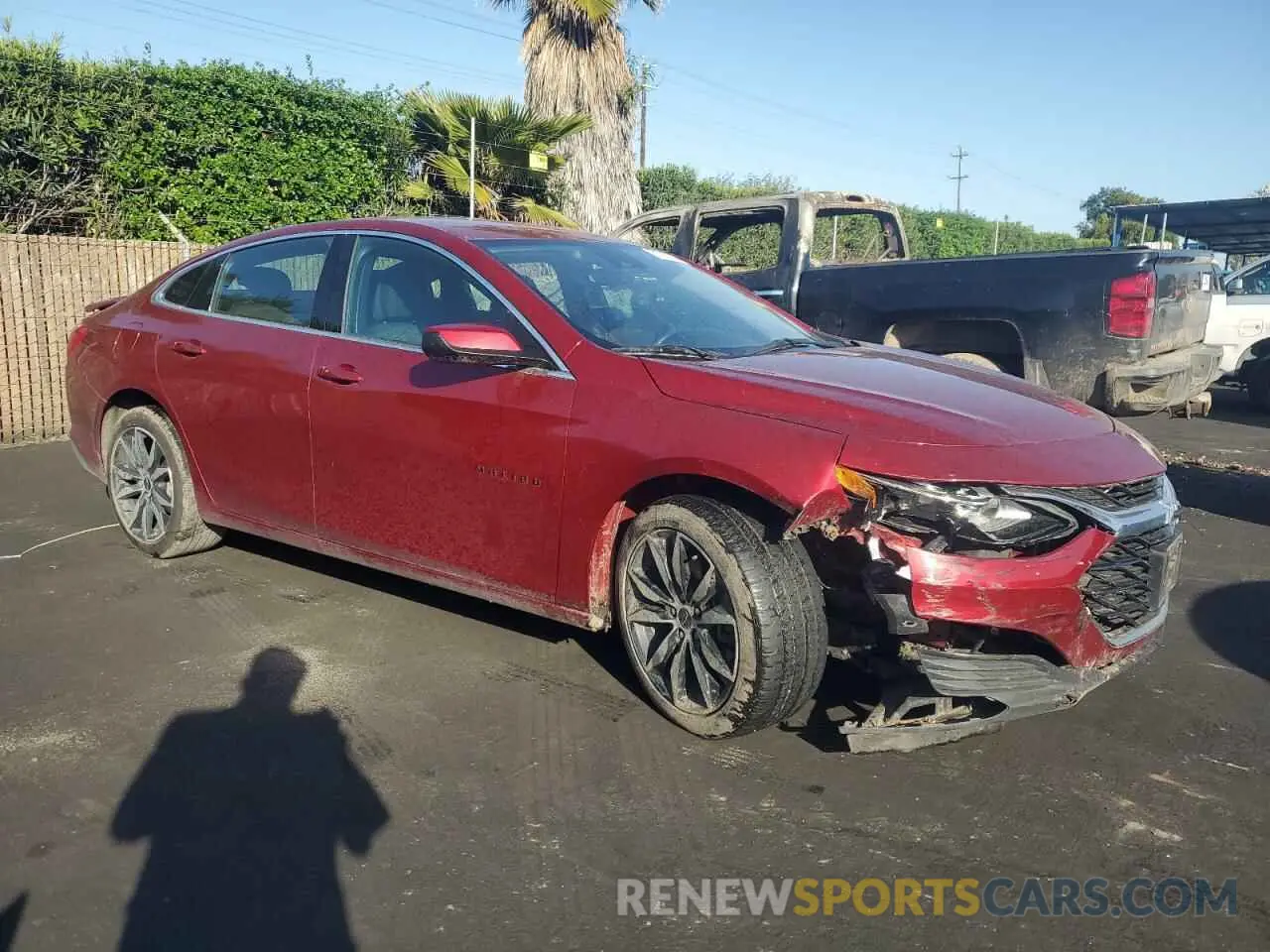 4 Photograph of a damaged car 1G1ZG5ST8NF103896 CHEVROLET MALIBU 2022
