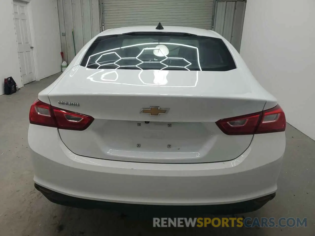 6 Фотография поврежденного автомобиля 1G1ZB5STXPF183543 CHEVROLET MALIBU 2023