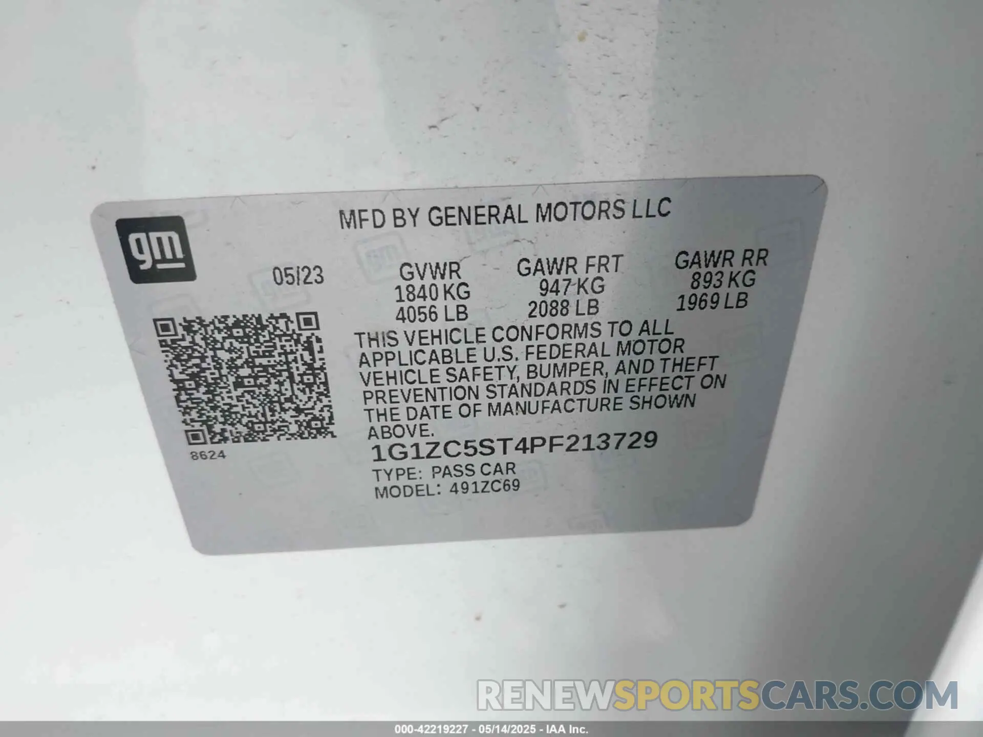 9 Photograph of a damaged car 1G1ZC5ST4PF213729 CHEVROLET MALIBU 2023