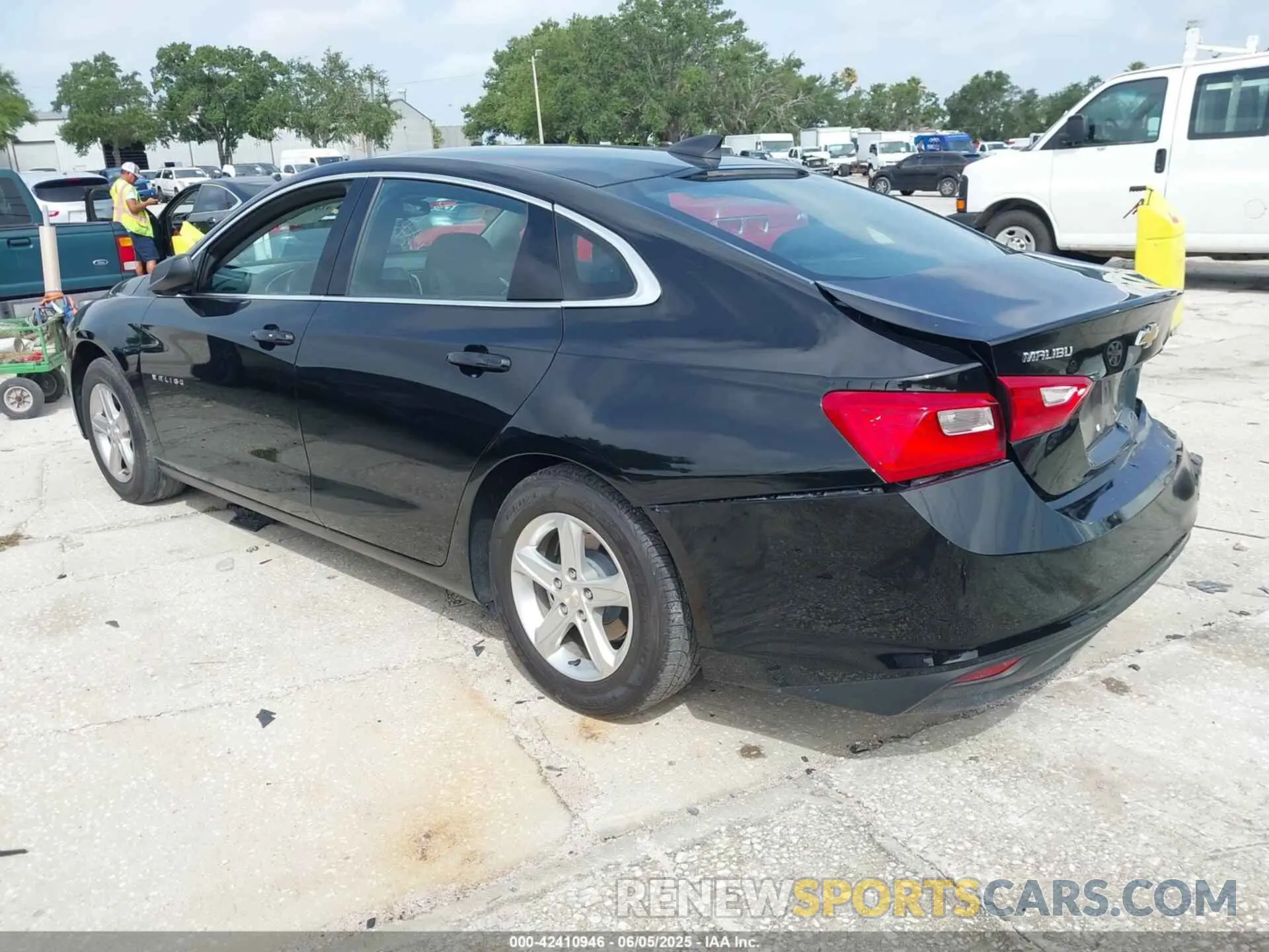 3 Photograph of a damaged car 1G1ZC5ST5PF123618 CHEVROLET MALIBU 2023