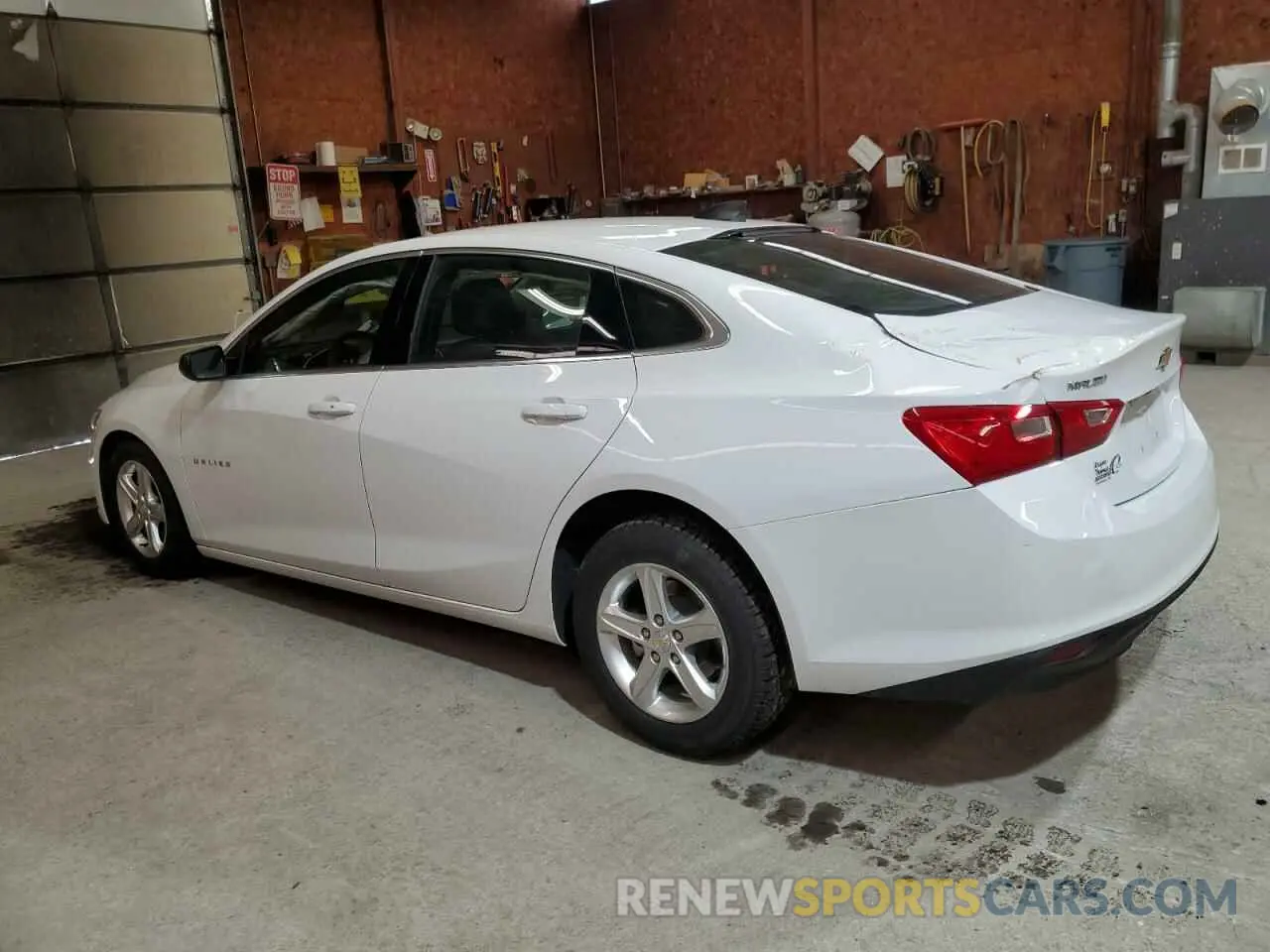 2 Фотография поврежденного автомобиля 1G1ZC5ST6PF171208 CHEVROLET MALIBU 2023