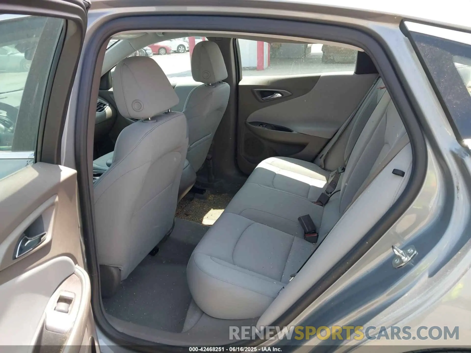 8 Photograph of a damaged car 1G1ZC5ST9PF172840 CHEVROLET MALIBU 2023
