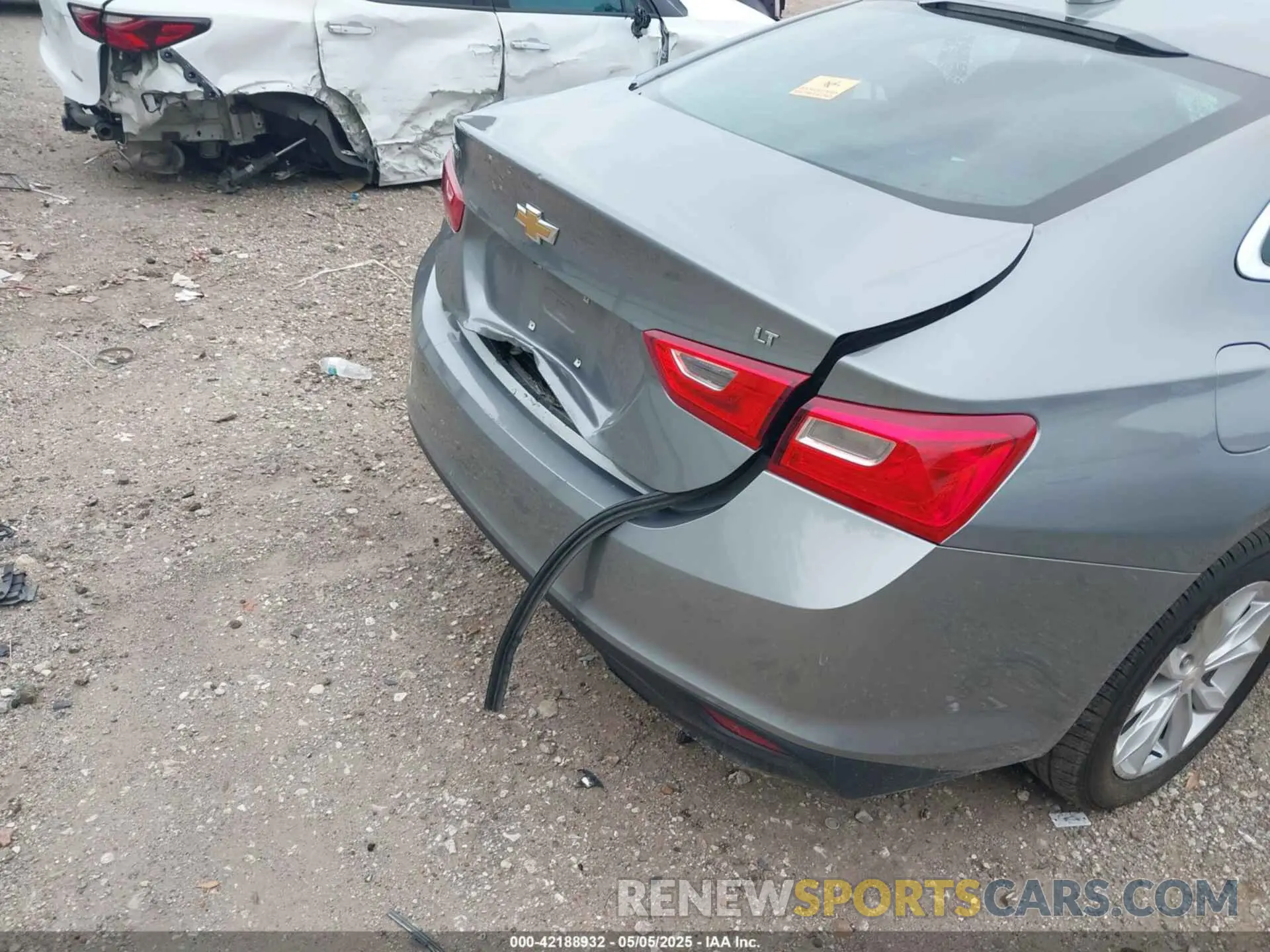 21 Photograph of a damaged car 1G1ZD5ST0PF142641 CHEVROLET MALIBU 2023