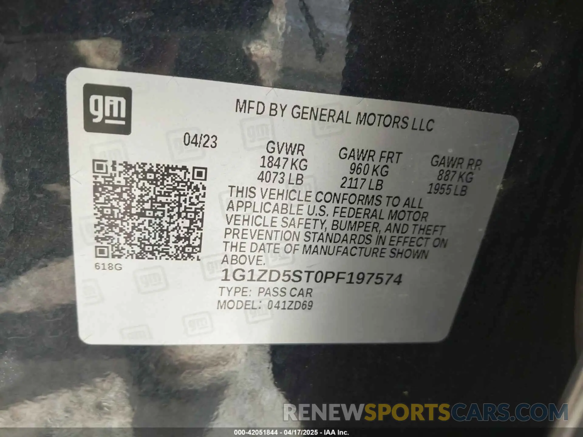 9 Photograph of a damaged car 1G1ZD5ST0PF197574 CHEVROLET MALIBU 2023