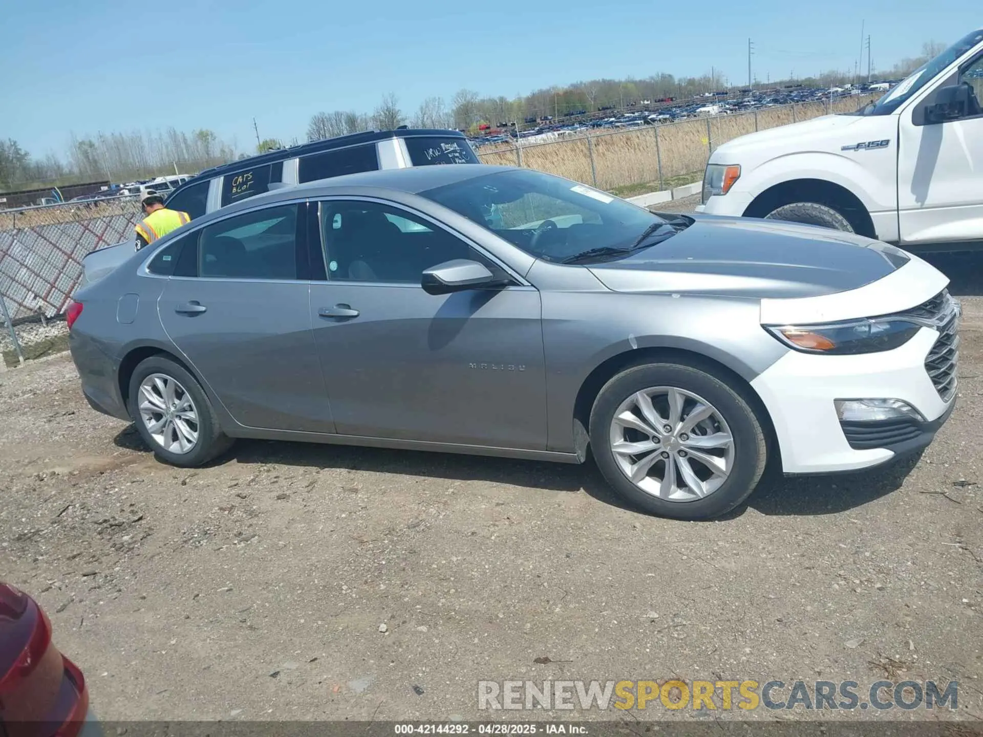 13 Фотография поврежденного автомобиля 1G1ZD5ST1PF132748 CHEVROLET MALIBU 2023