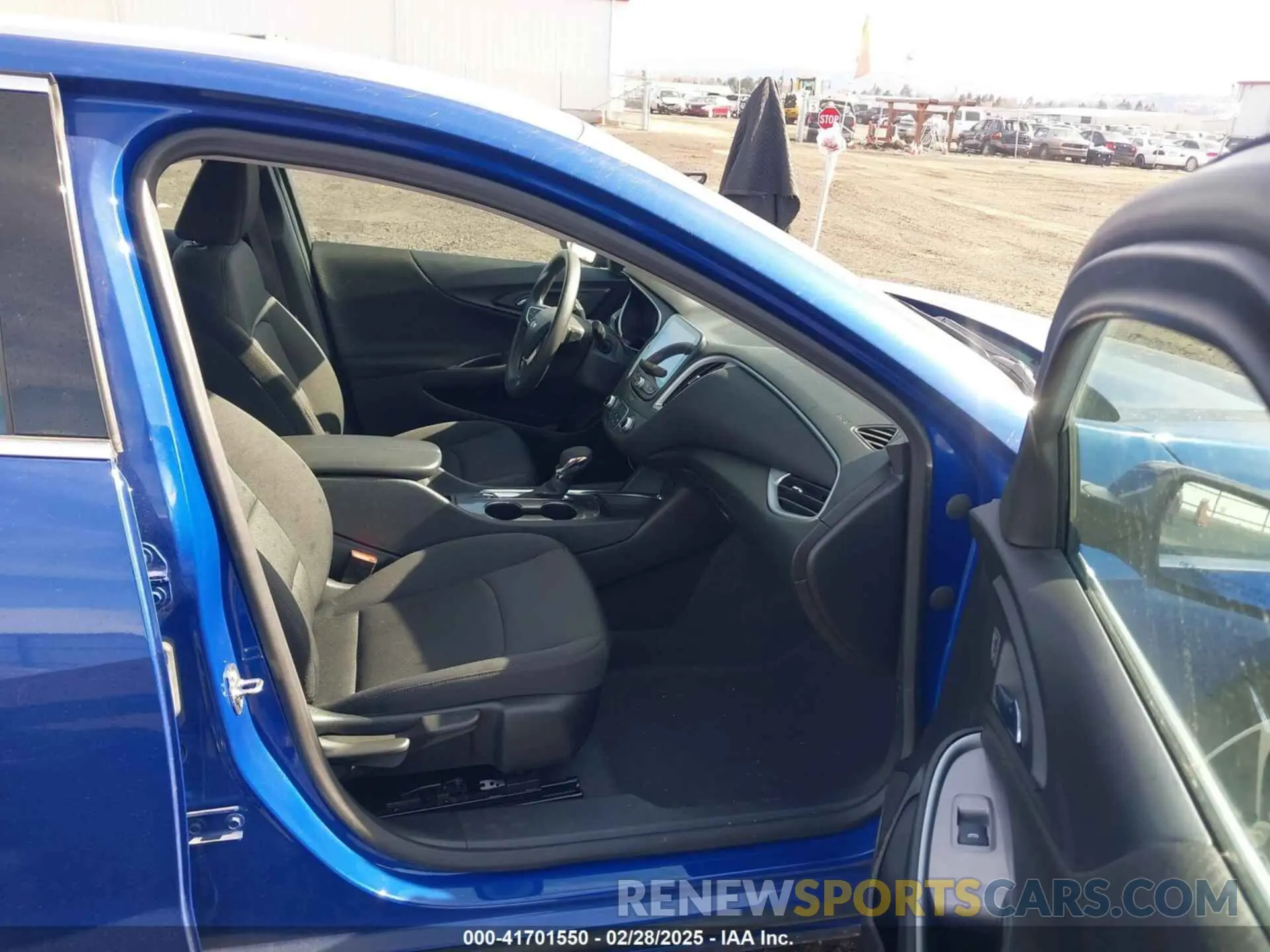 5 Фотография поврежденного автомобиля 1G1ZD5ST1PF228704 CHEVROLET MALIBU 2023