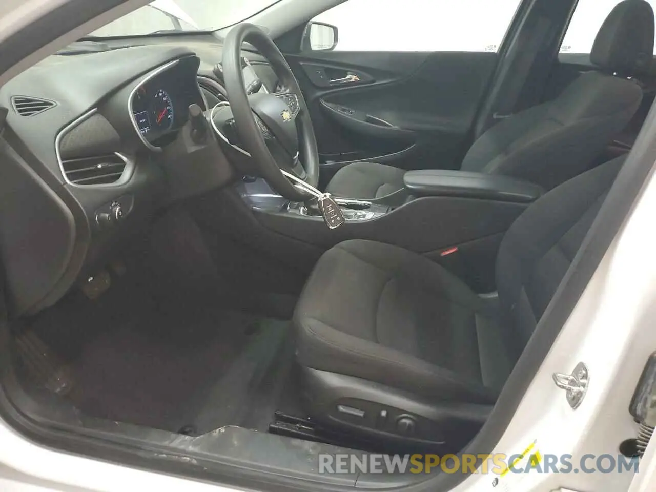 7 Фотография поврежденного автомобиля 1G1ZD5ST2PF235984 CHEVROLET MALIBU 2023