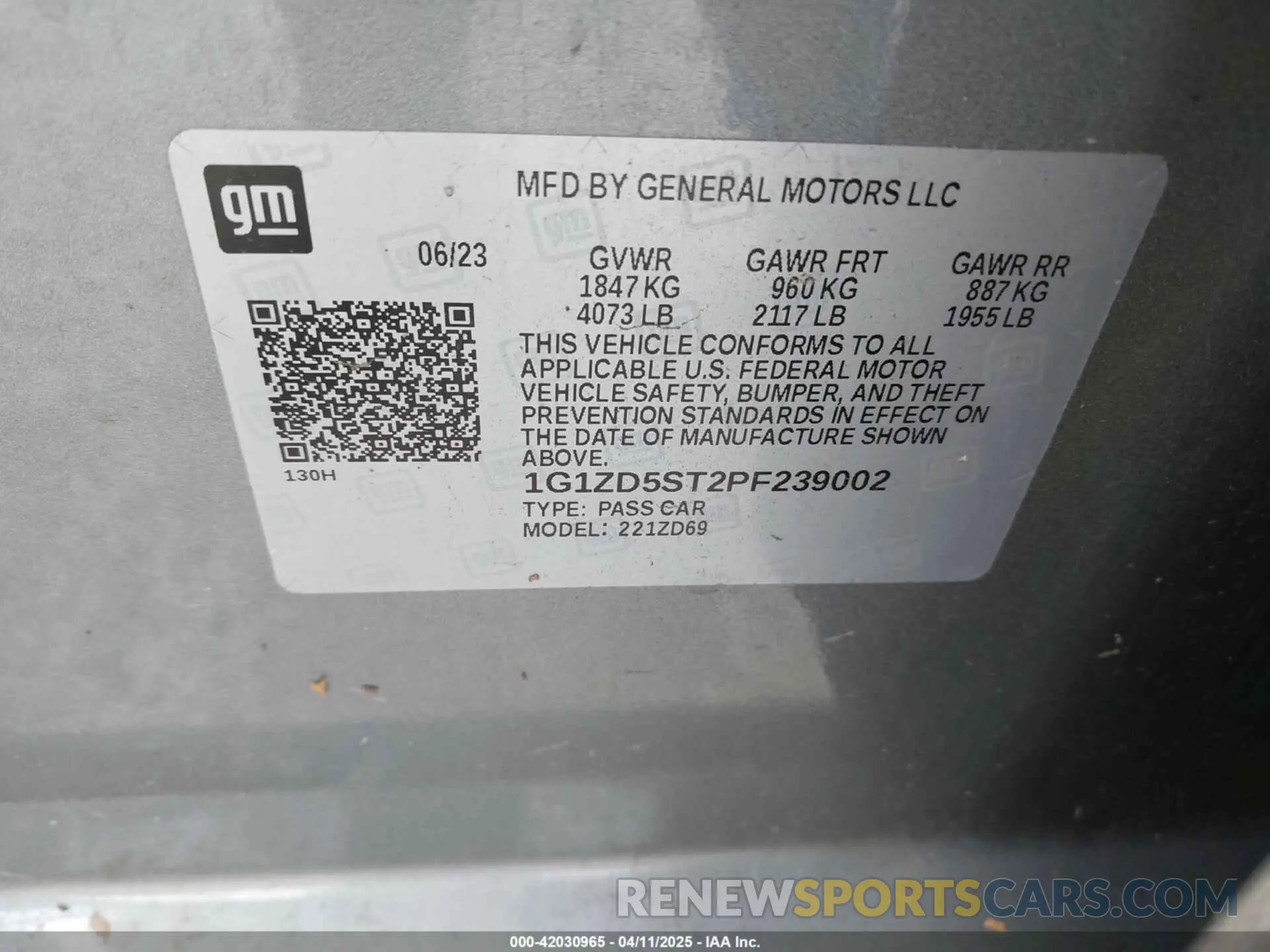 9 Photograph of a damaged car 1G1ZD5ST2PF239002 CHEVROLET MALIBU 2023