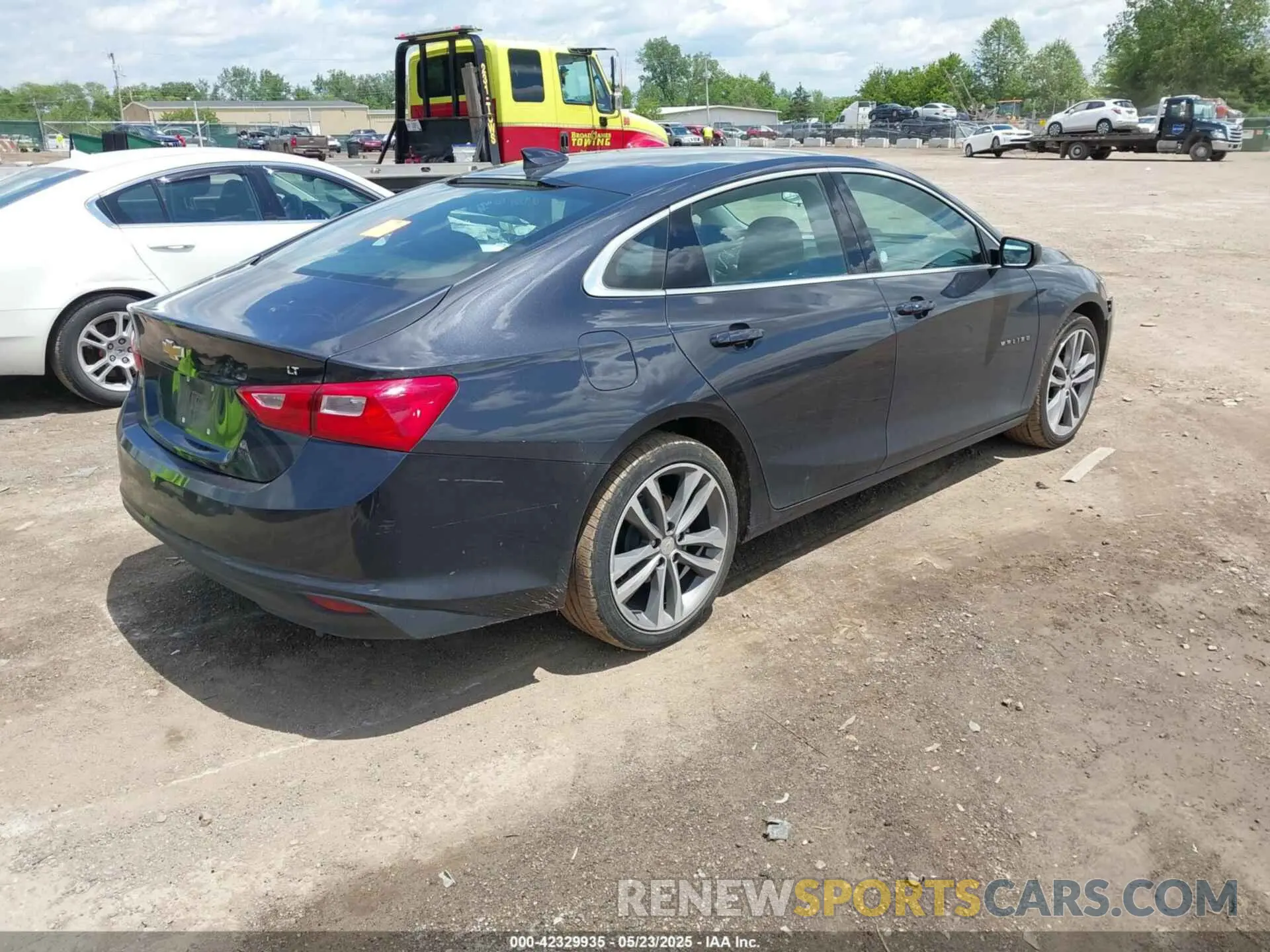 4 Фотография поврежденного автомобиля 1G1ZD5ST4PF183418 CHEVROLET MALIBU 2023