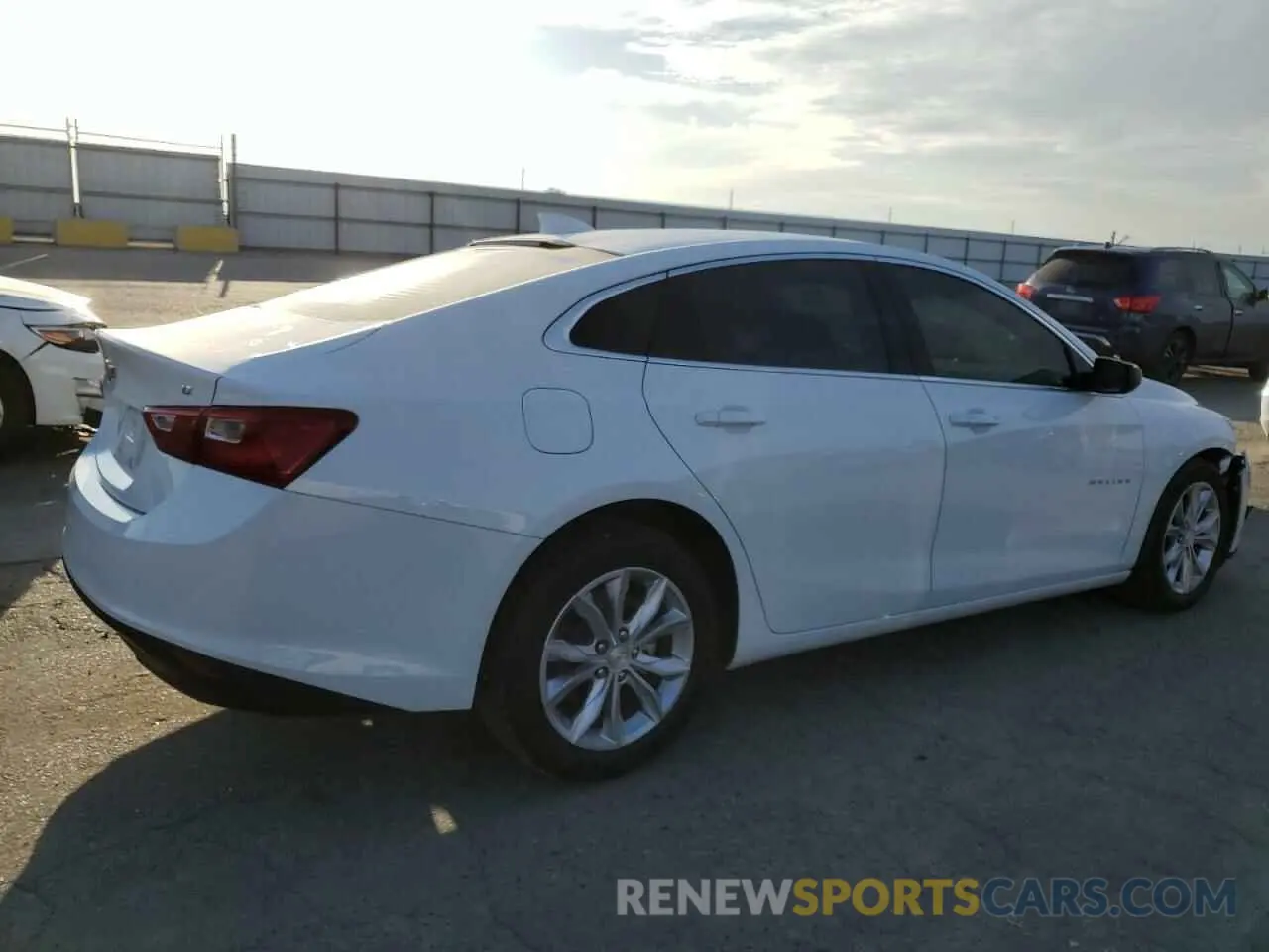 3 Photograph of a damaged car 1G1ZD5ST4PF206731 CHEVROLET MALIBU 2023