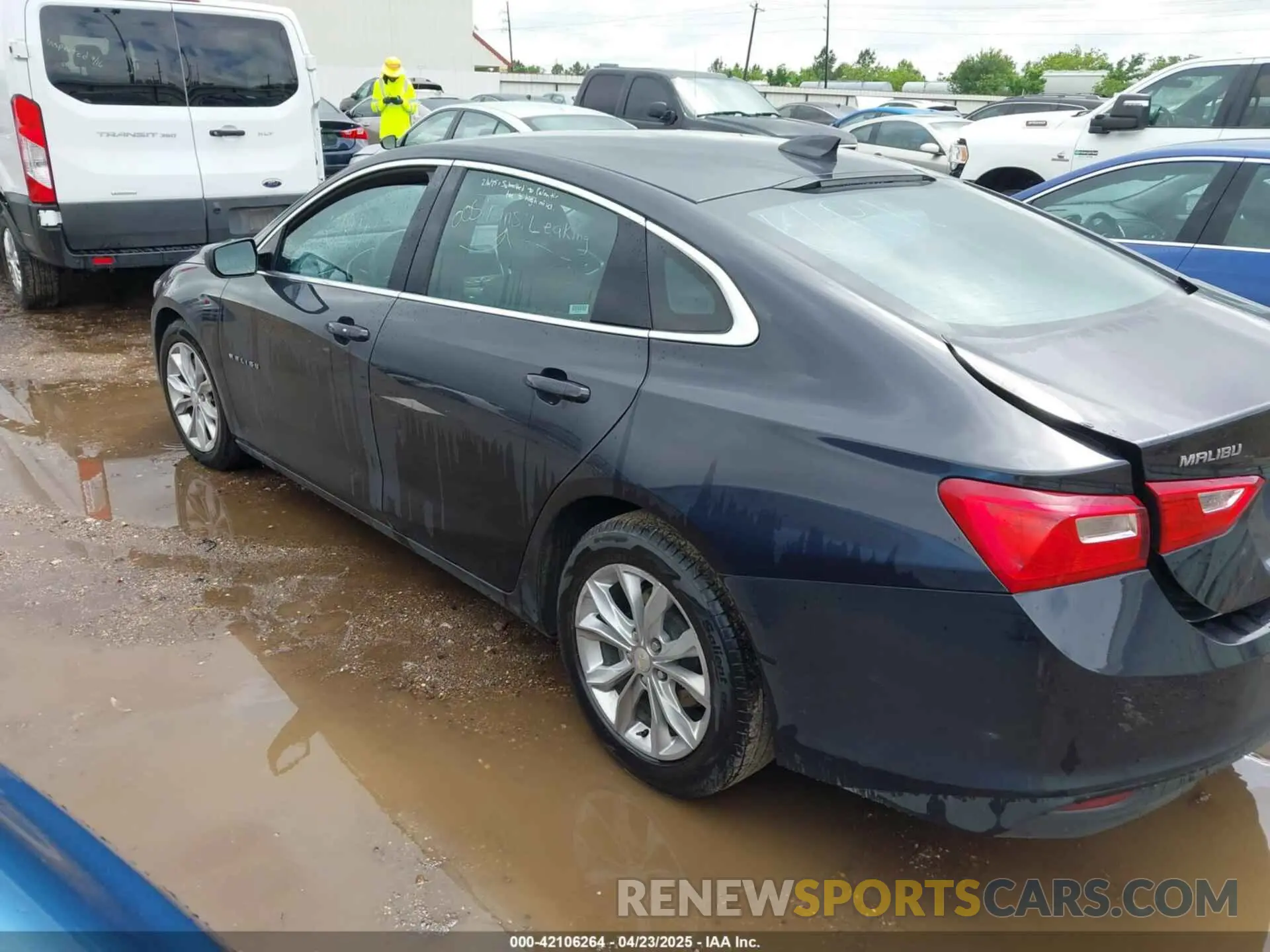 3 Фотография поврежденного автомобиля 1G1ZD5ST4PF232794 CHEVROLET MALIBU 2023