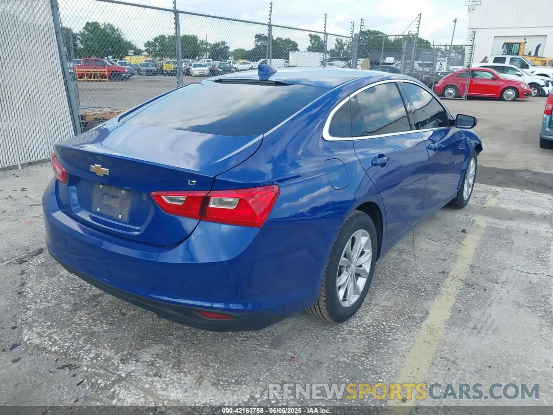 4 Фотография поврежденного автомобиля 1G1ZD5ST5PF130100 CHEVROLET MALIBU 2023
