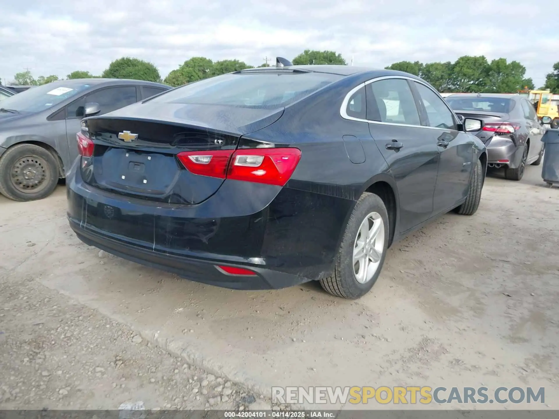 4 Фотография поврежденного автомобиля 1G1ZD5ST6PF166149 CHEVROLET MALIBU 2023