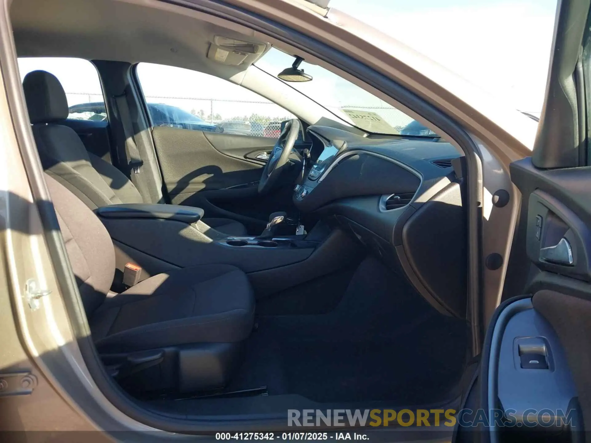 5 Photograph of a damaged car 1G1ZD5ST6PF209517 CHEVROLET MALIBU 2023