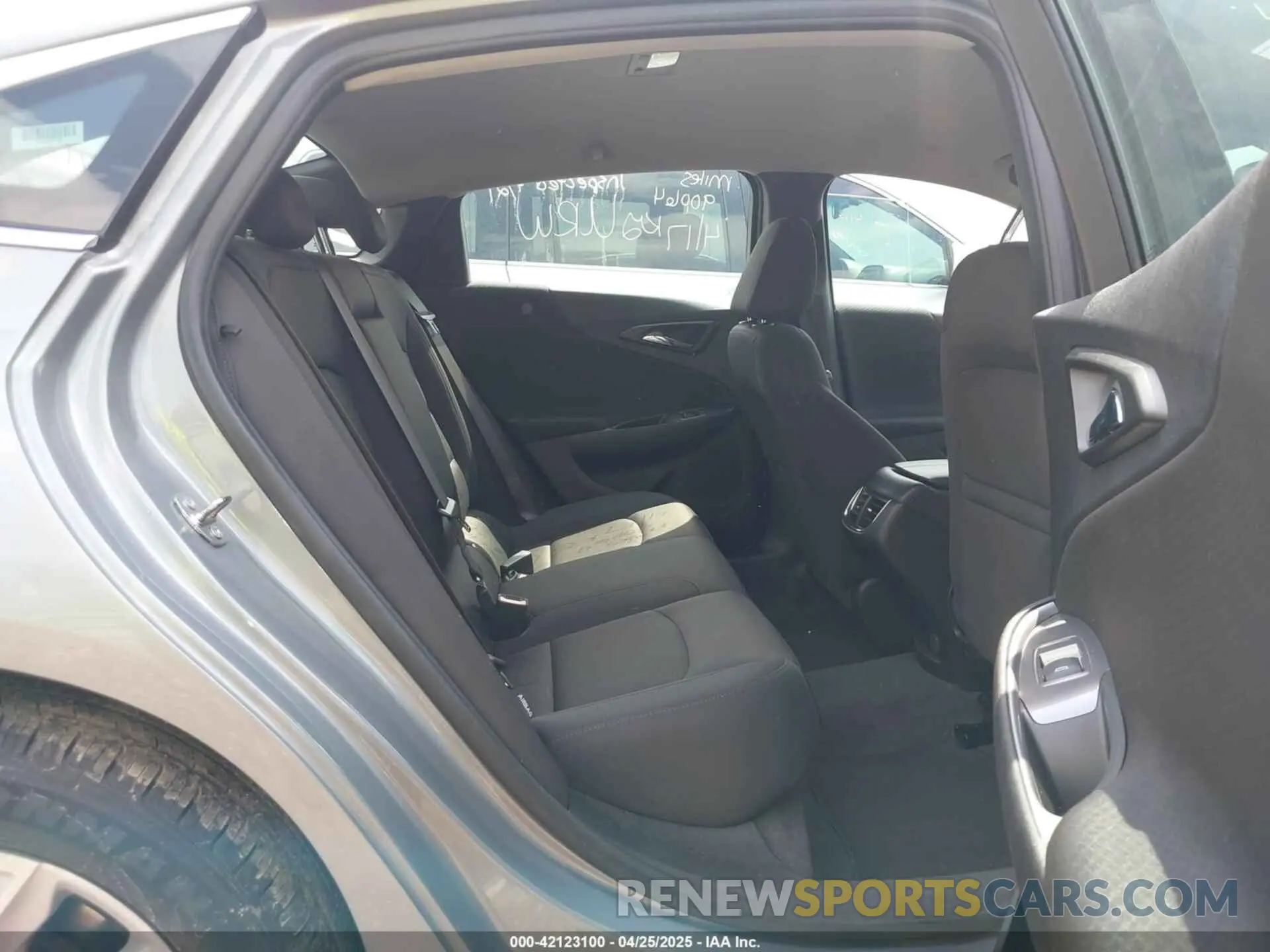 8 Фотография поврежденного автомобиля 1G1ZD5ST6PF232182 CHEVROLET MALIBU 2023