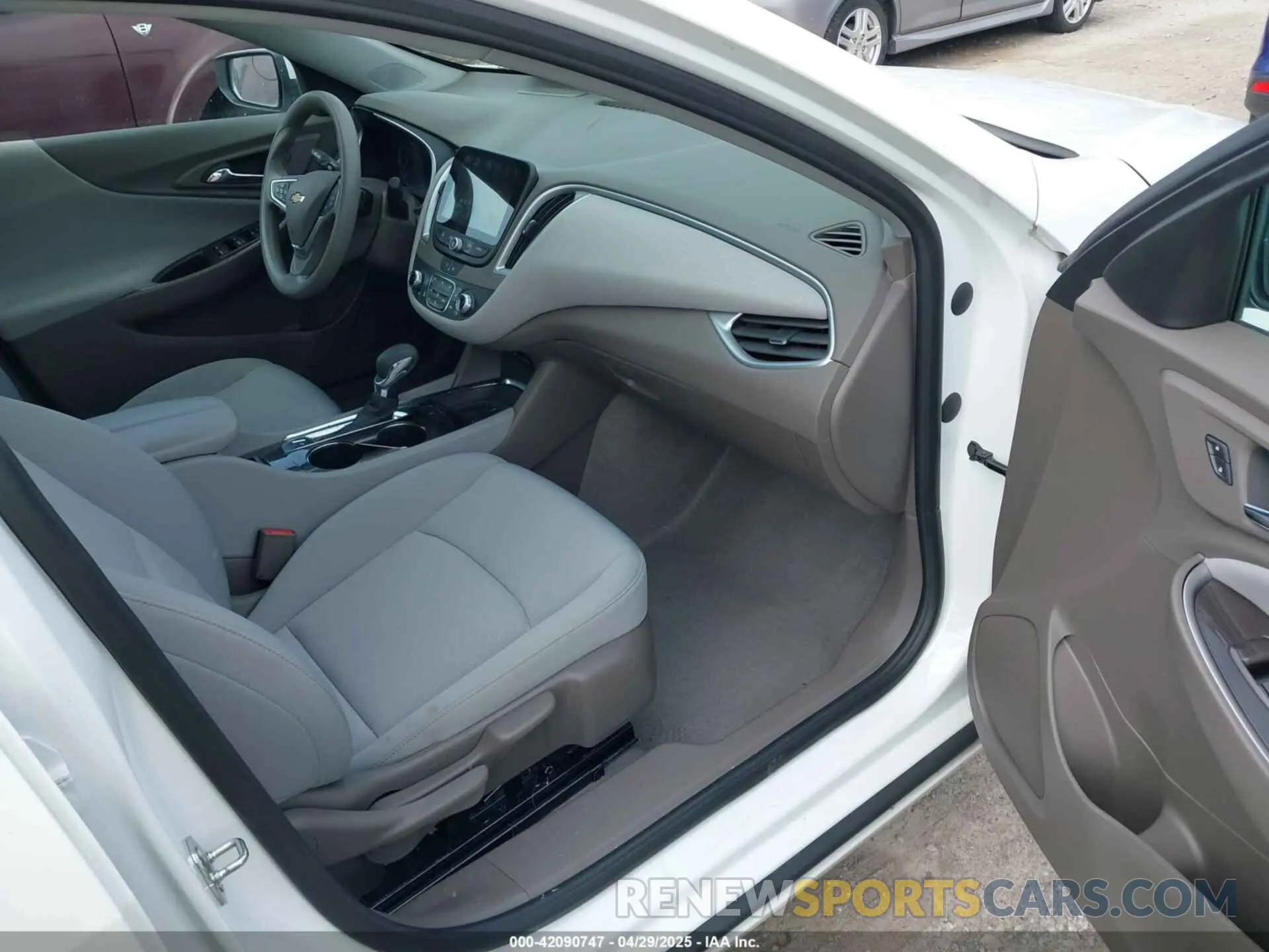 5 Фотография поврежденного автомобиля 1G1ZD5ST7PF176169 CHEVROLET MALIBU 2023