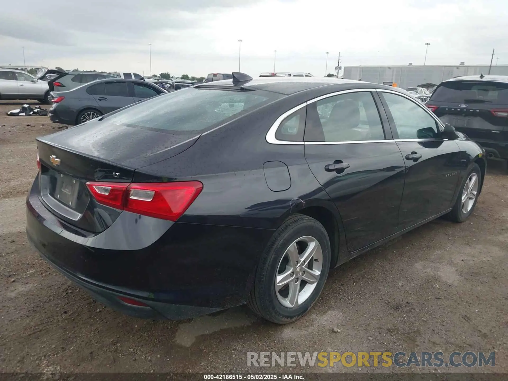 4 Photograph of a damaged car 1G1ZD5ST7PF208358 CHEVROLET MALIBU 2023