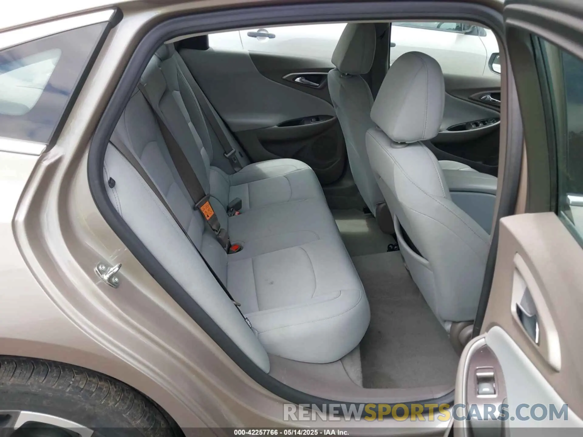 8 Photograph of a damaged car 1G1ZD5ST7PF243174 CHEVROLET MALIBU 2023