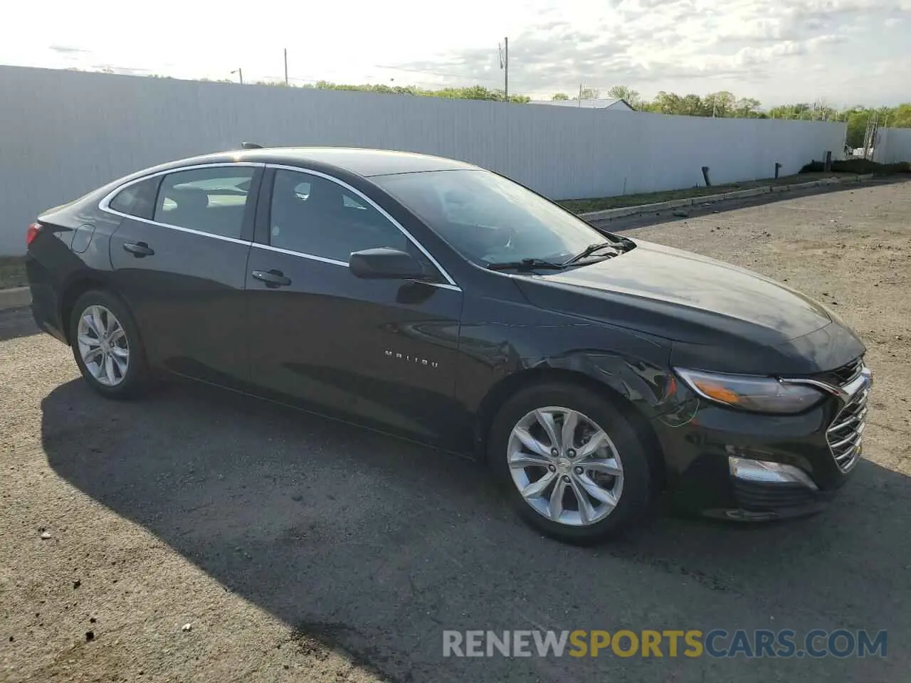 4 Photograph of a damaged car 1G1ZD5ST8PF238677 CHEVROLET MALIBU 2023