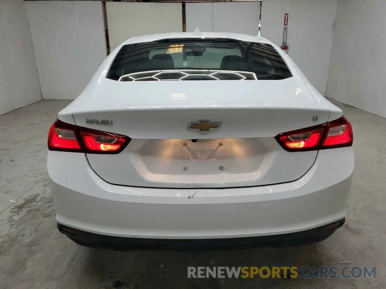 6 Photograph of a damaged car 1G1ZD5ST9PF181597 CHEVROLET MALIBU 2023