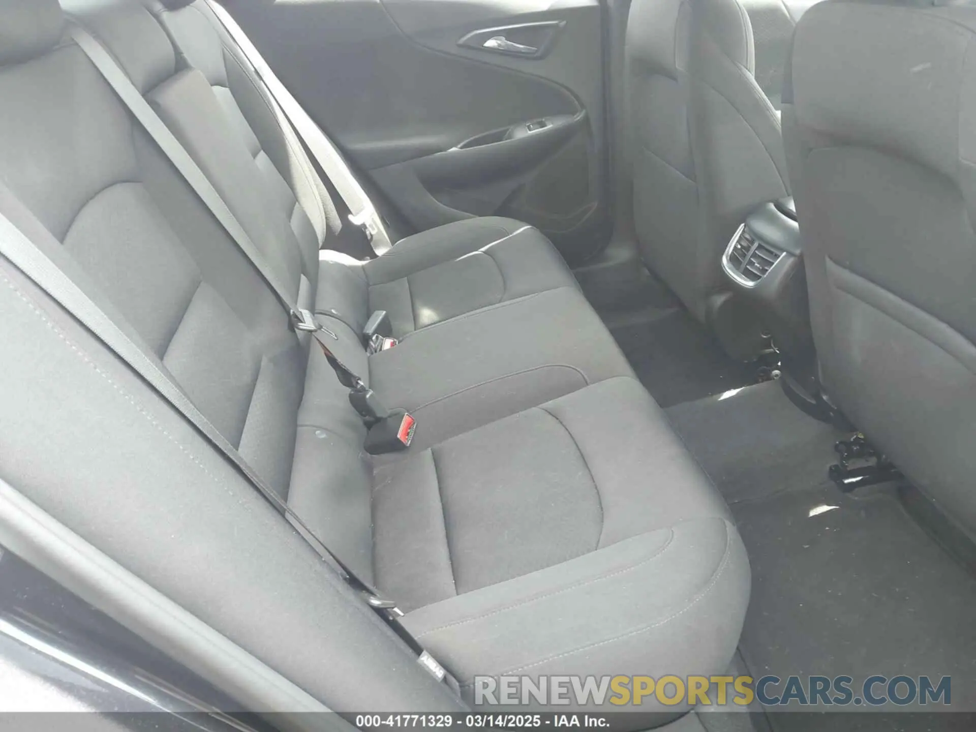 8 Фотография поврежденного автомобиля 1G1ZD5ST9PF220351 CHEVROLET MALIBU 2023