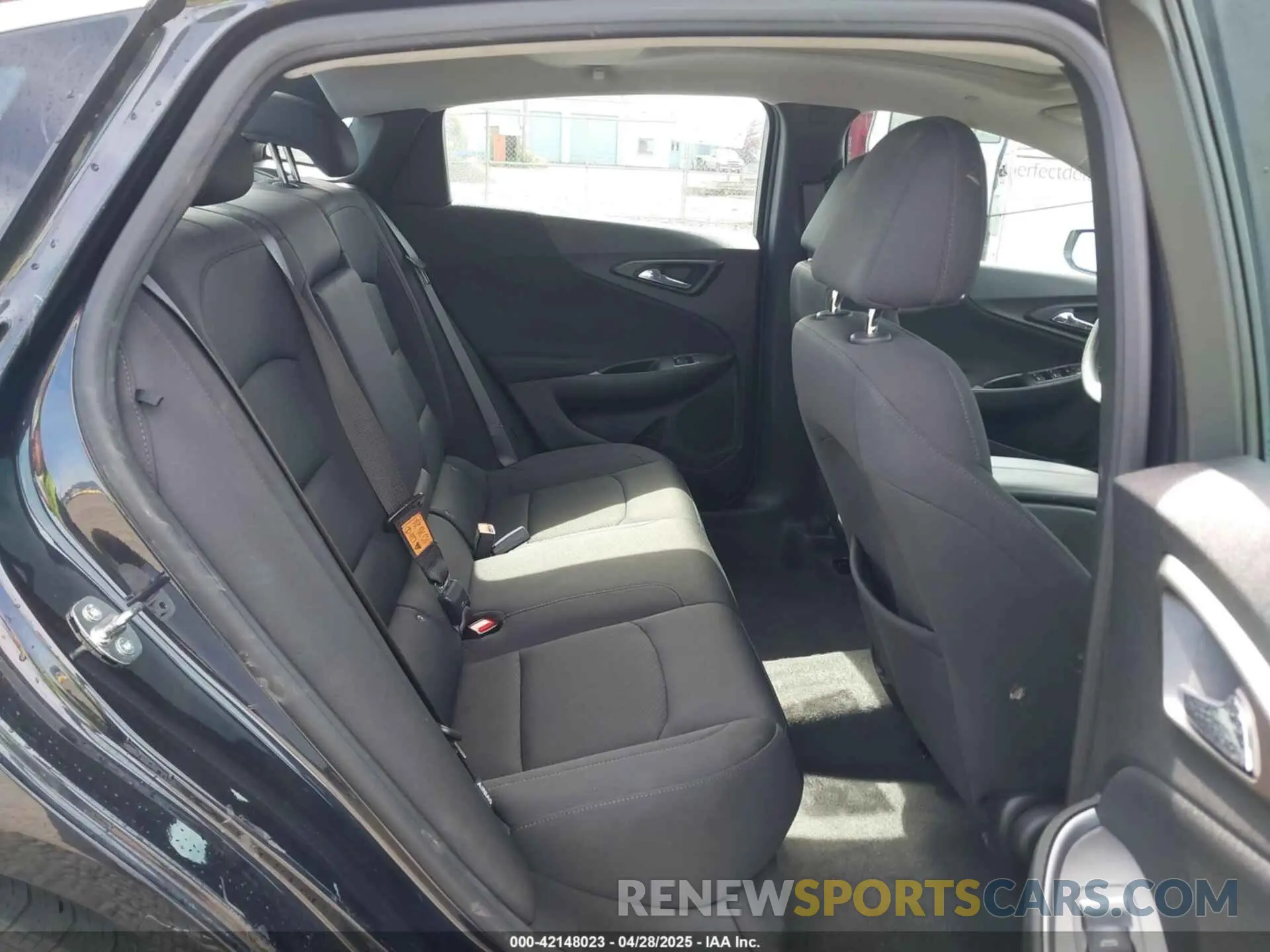 8 Фотография поврежденного автомобиля 1G1ZD5ST9PF238428 CHEVROLET MALIBU 2023