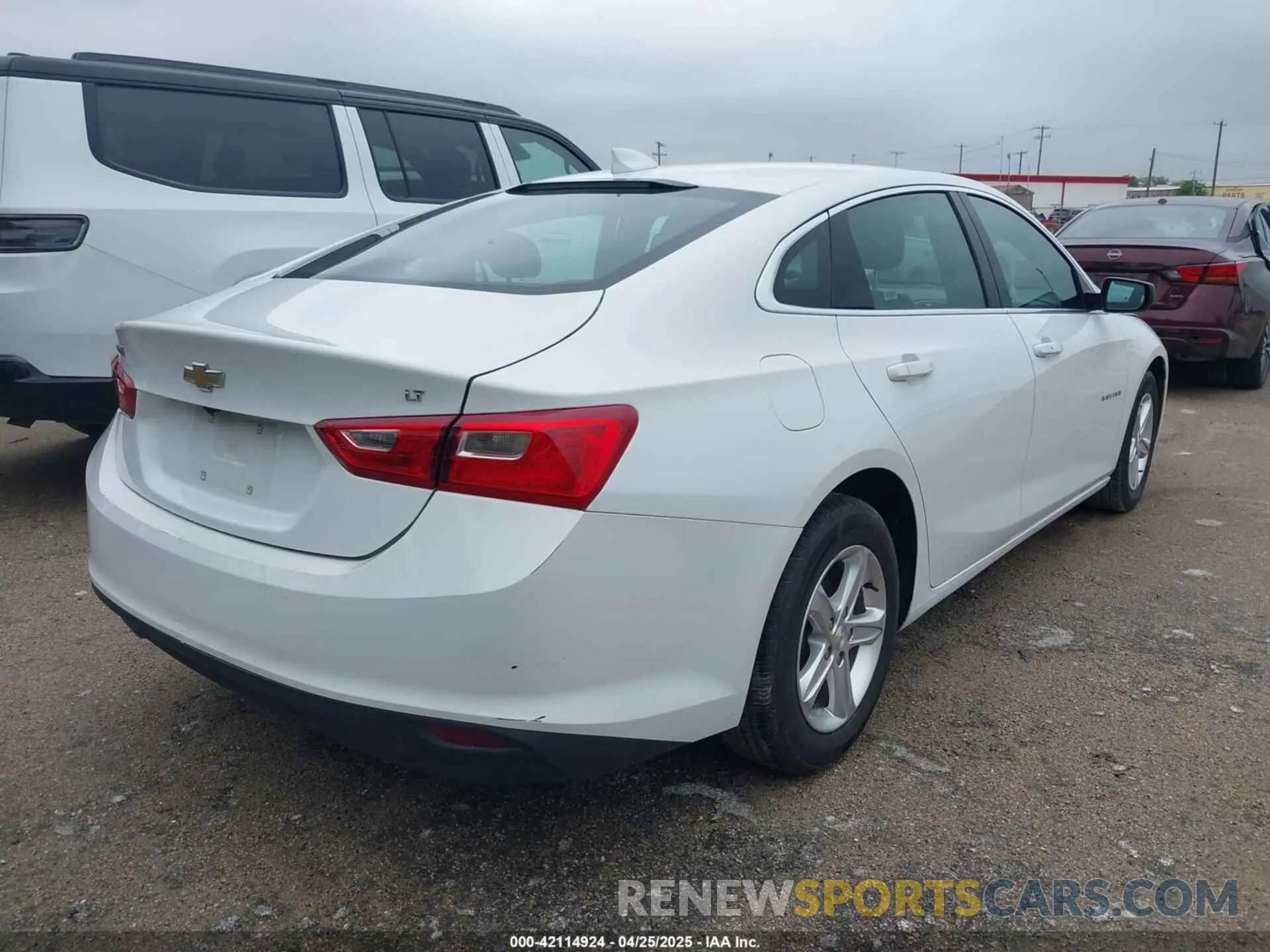 4 Photograph of a damaged car 1G1ZD5STXPF182189 CHEVROLET MALIBU 2023