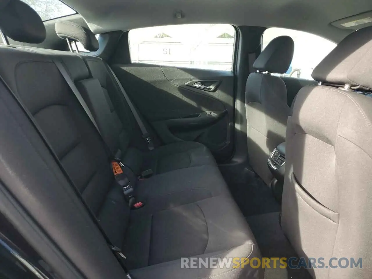 10 Фотография поврежденного автомобиля 1G1ZD5STXPF185920 CHEVROLET MALIBU 2023