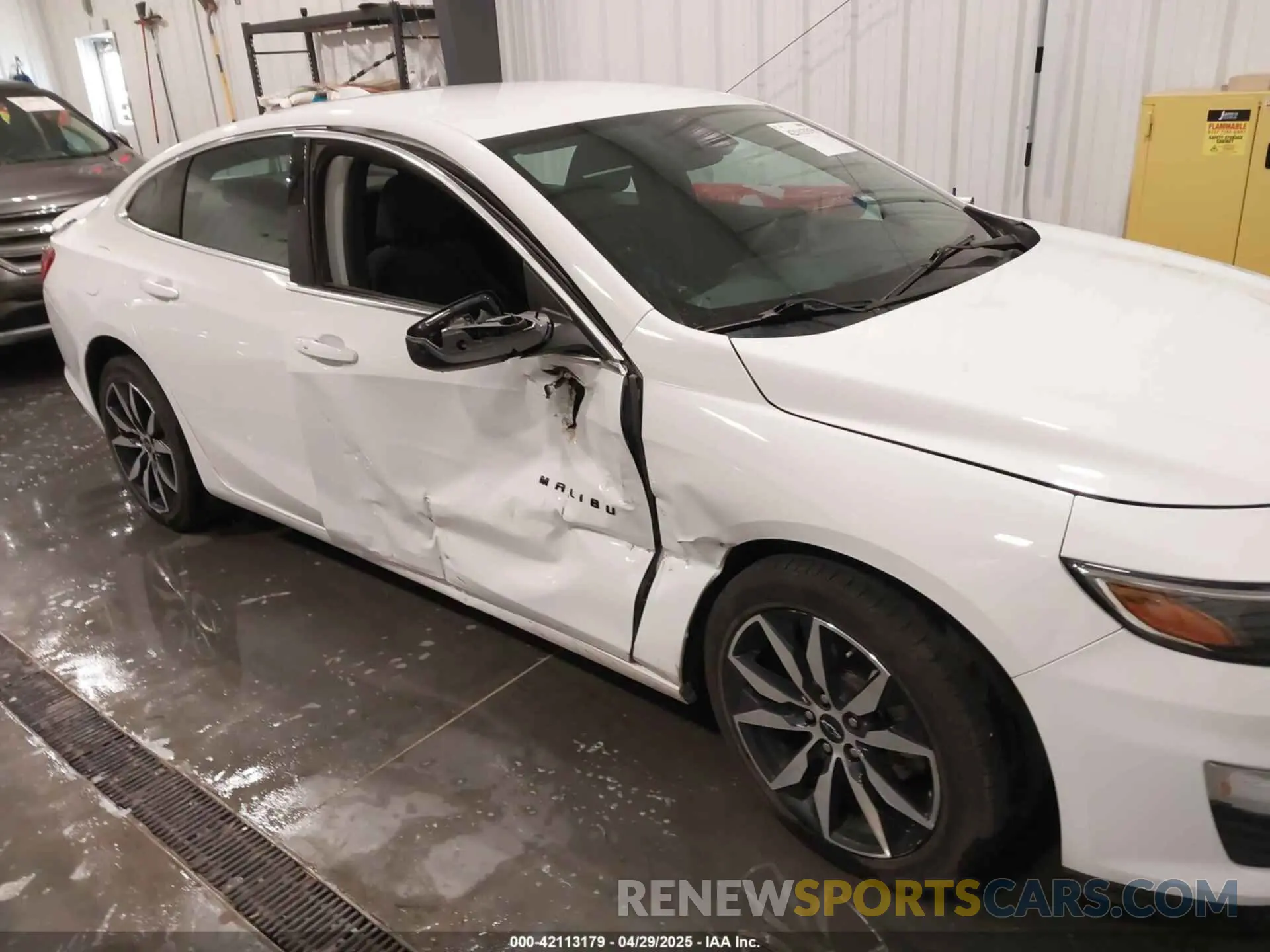 6 Photograph of a damaged car 1G1ZG5ST6PF121526 CHEVROLET MALIBU 2023