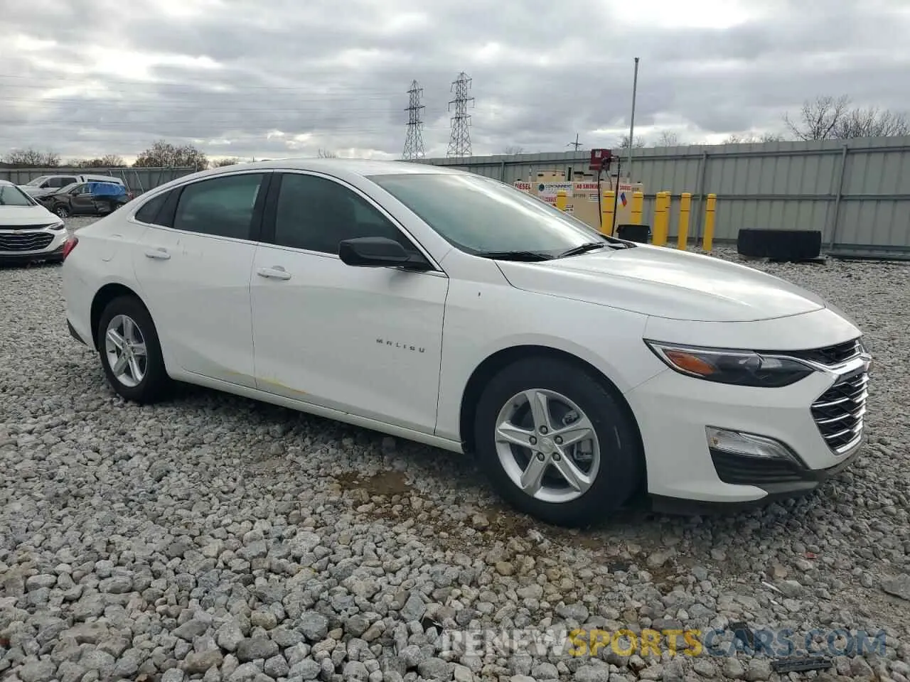 4 Photograph of a damaged car 1G1ZC5ST9RF210134 CHEVROLET MALIBU 2024