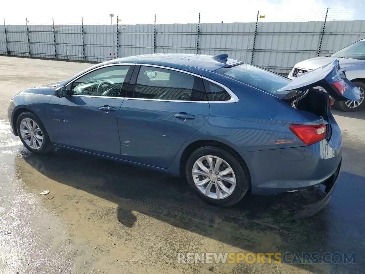 2 Фотография поврежденного автомобиля 1G1ZD5ST2RF242436 CHEVROLET MALIBU 2024