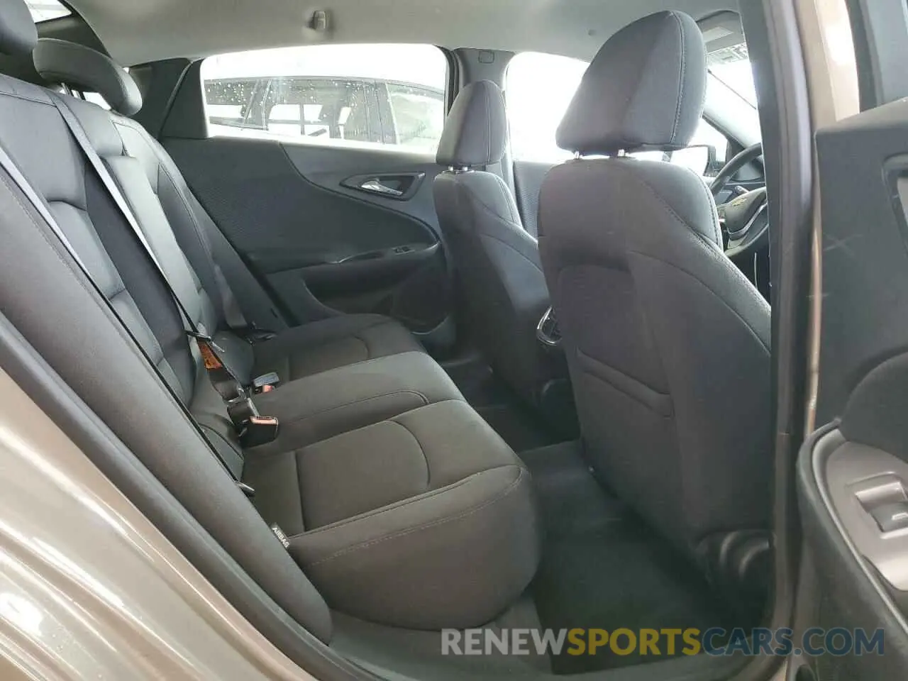 10 Photograph of a damaged car 1G1ZD5ST3RF166788 CHEVROLET MALIBU 2024