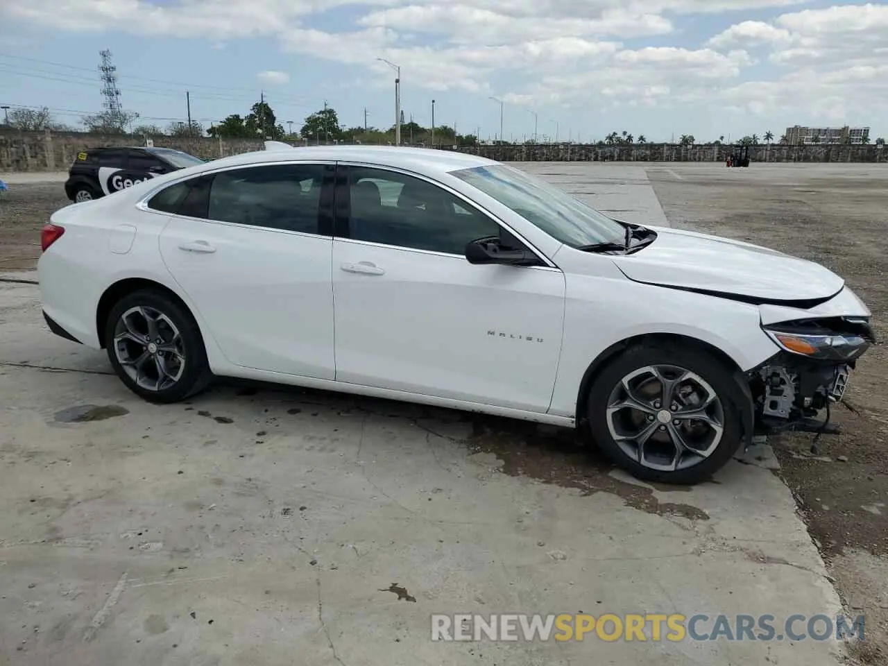 4 Photograph of a damaged car 1G1ZD5ST3RF231137 CHEVROLET MALIBU 2024