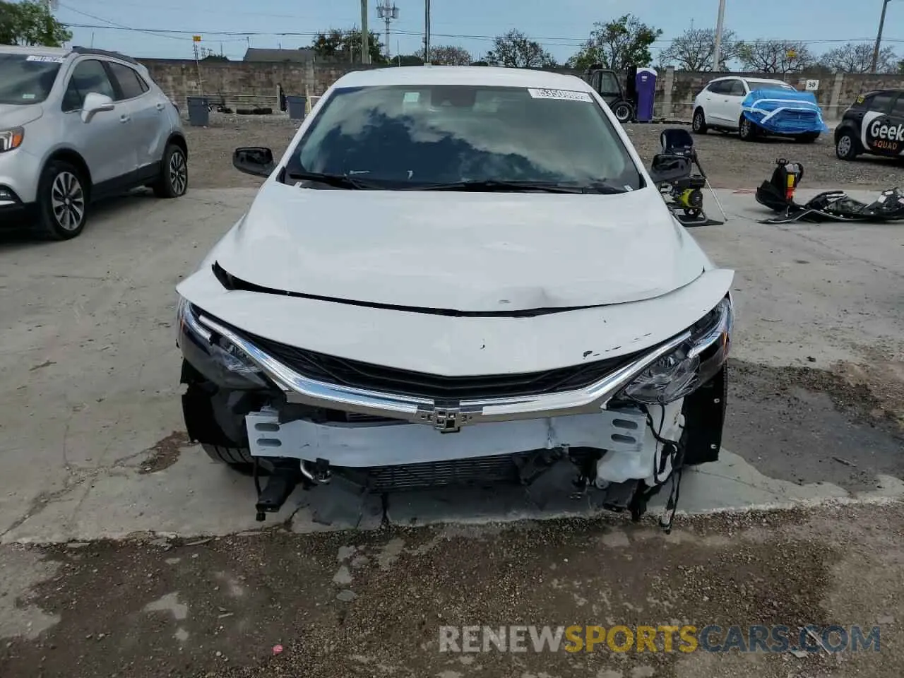 5 Photograph of a damaged car 1G1ZD5ST3RF231137 CHEVROLET MALIBU 2024