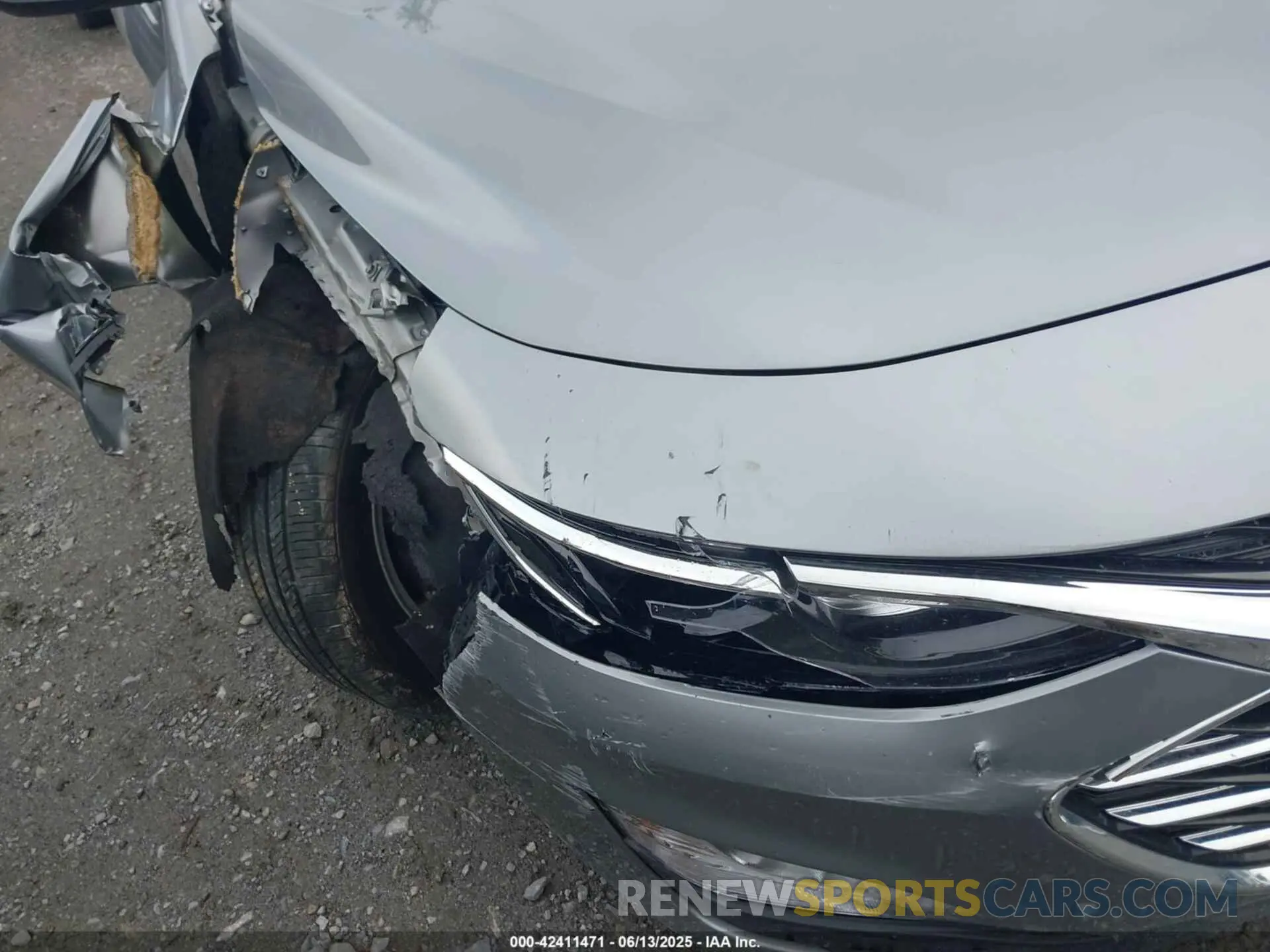 17 Photograph of a damaged car 1G1ZD5ST4RF111783 CHEVROLET MALIBU 2024